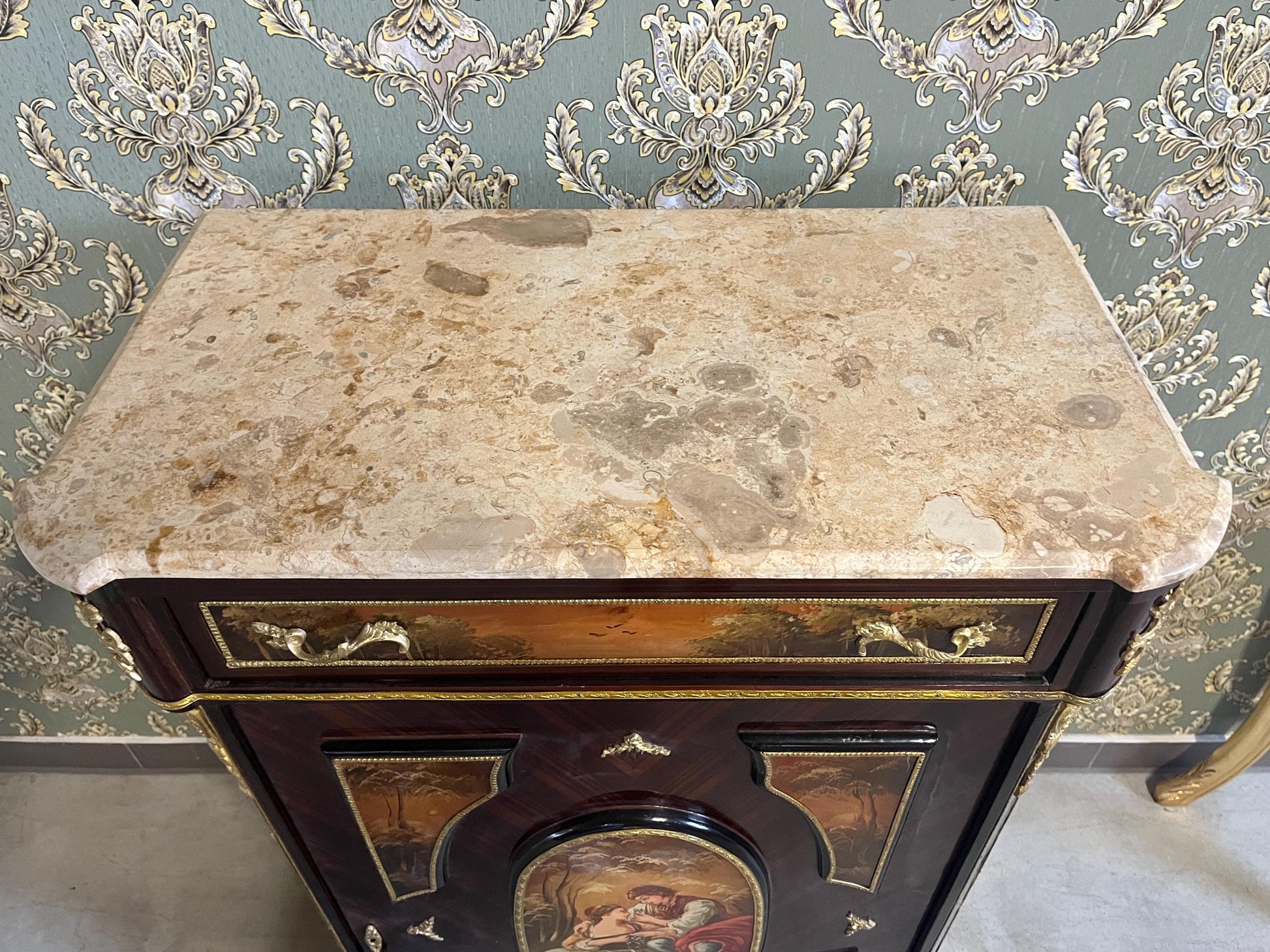 Shoe Cabinet Retro Baroque Antique Style Wooden Brown Cabinet with Oil Handpainted at Front and Marble Slab at Top