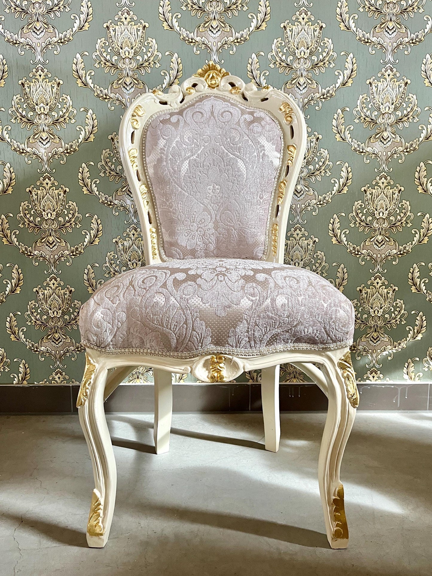 Accent Chair in Ivory Damask French Louis XV Style Dining Chair Handmade in Solid Wood Antique Baroque Style Flower Pattern for Dining Room