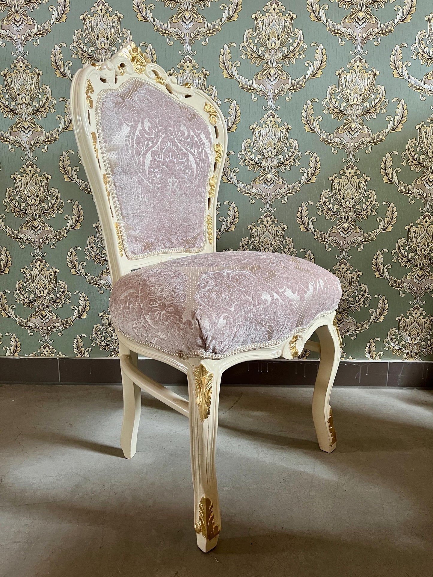 Accent Chair in Ivory Damask French Louis XV Style Dining Chair Handmade in Solid Wood Antique Baroque Style Flower Pattern for Dining Room