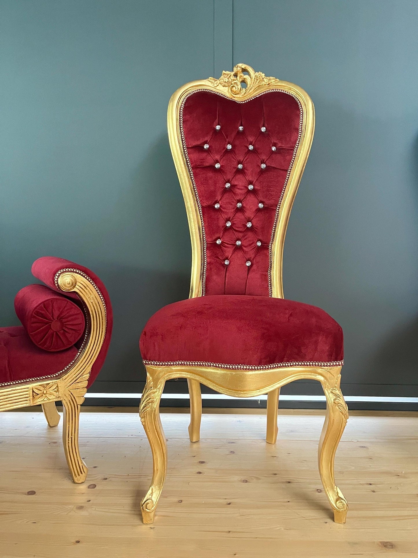 Tall Chair Antique Baroque Style Chair in Gold Finish Red White Beige Color for Wedding Party Event