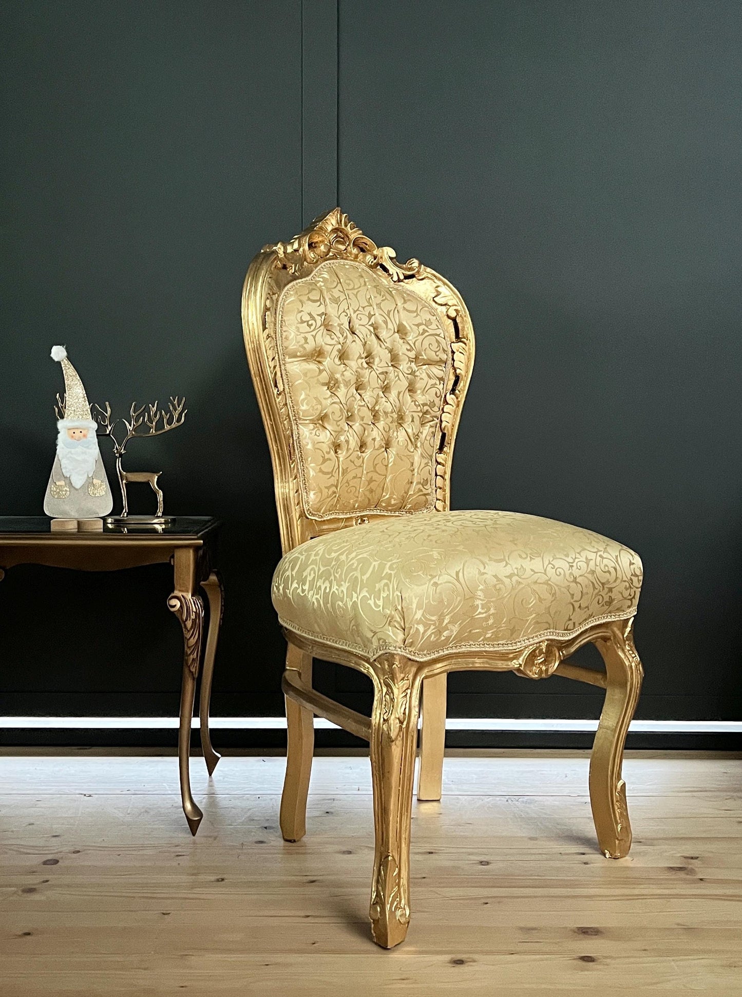 Accent Chair Gold Color French Baroque Rococo Style Dining Chair Nostalgic Antique Look Chair in Gold Finish