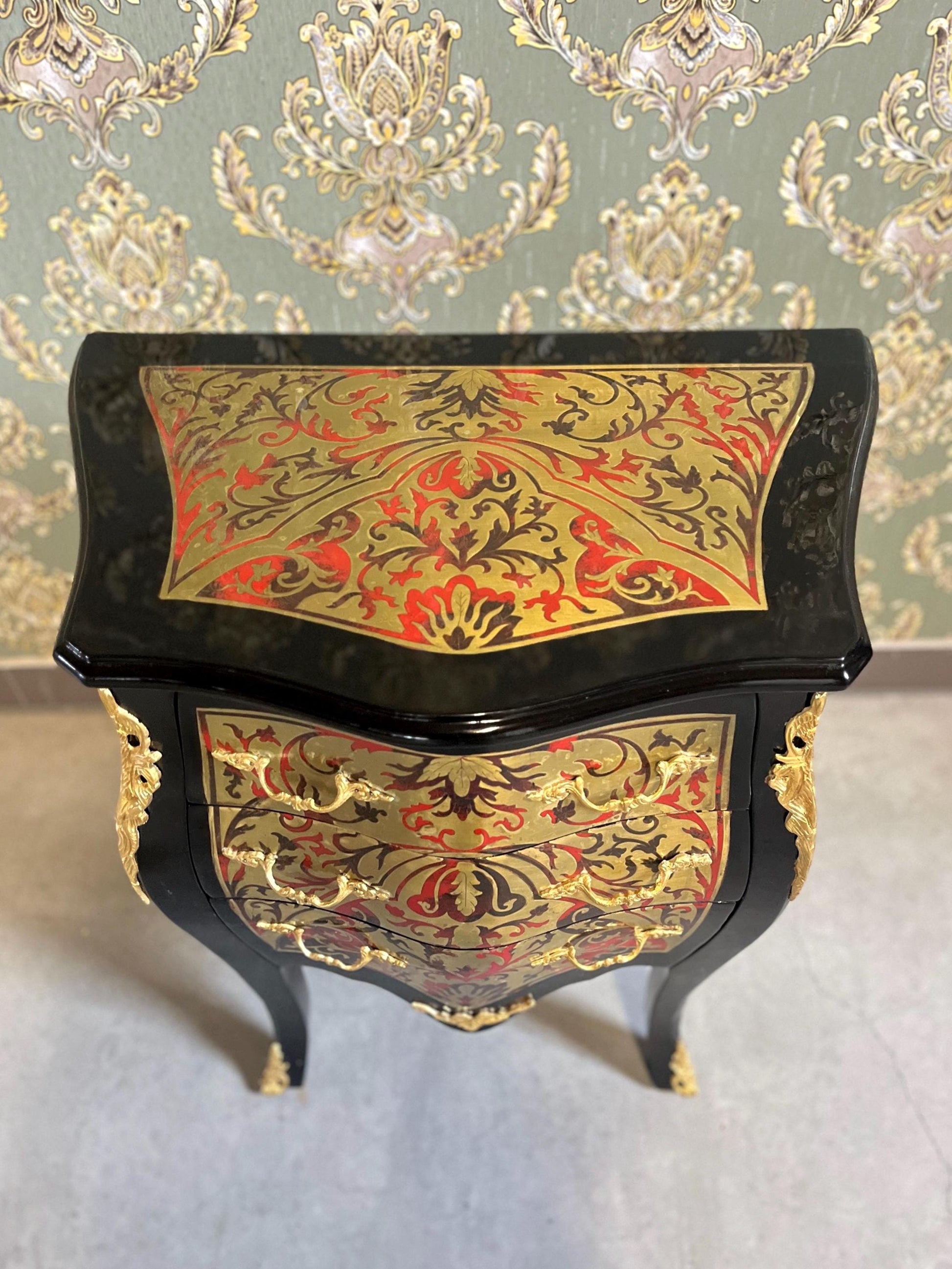 Luxury Chest of Drawers French Rococo Style Handmade Night Stand Gold Painting Front Display Side Table With Bronze Handles for Home Decor