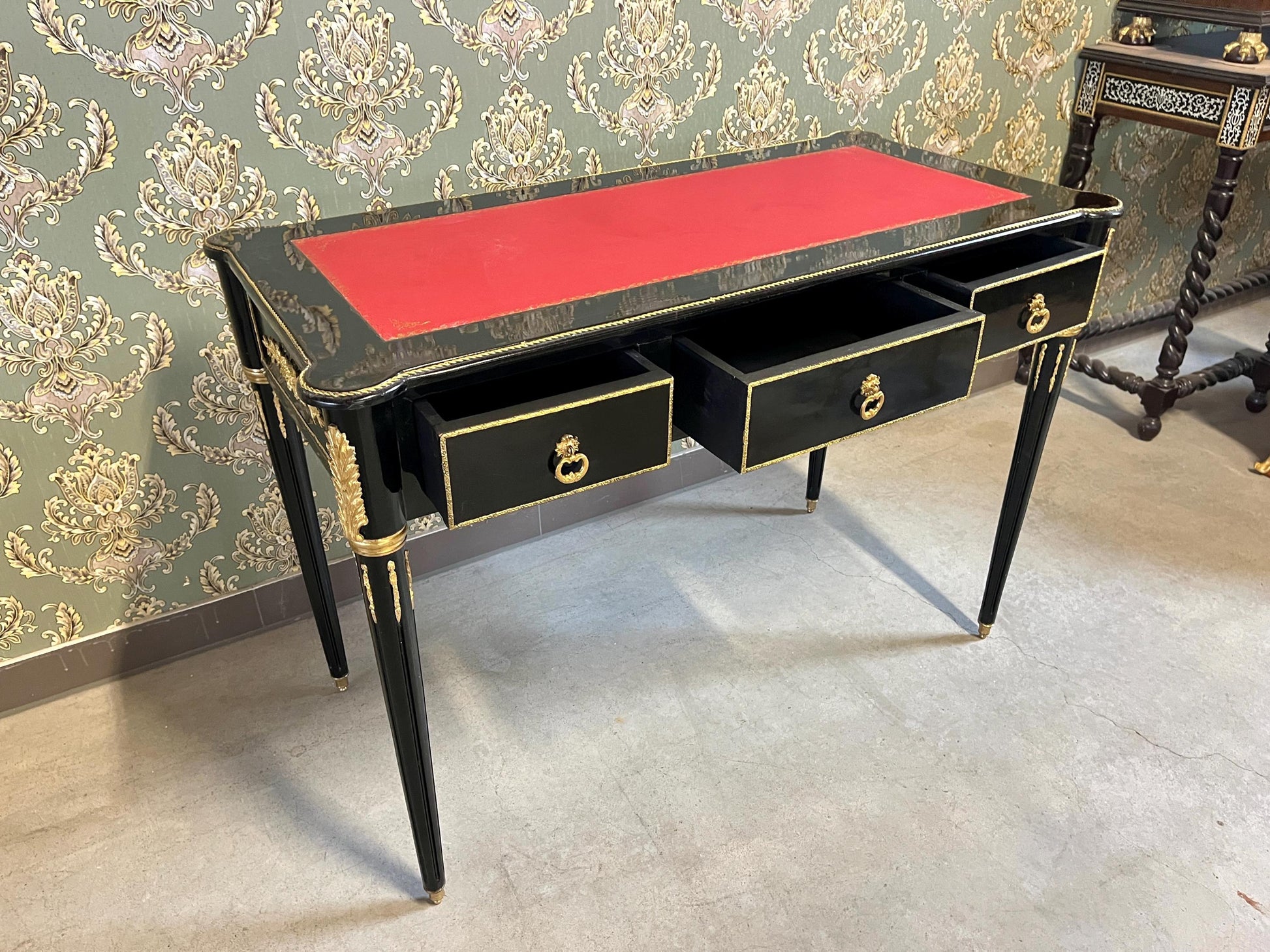 Antique Style Desk in Black & Red Handmade Baroque Writing Table 3 Drawers Italian Style Desk With Brass Ornaments Handles for Home Decor