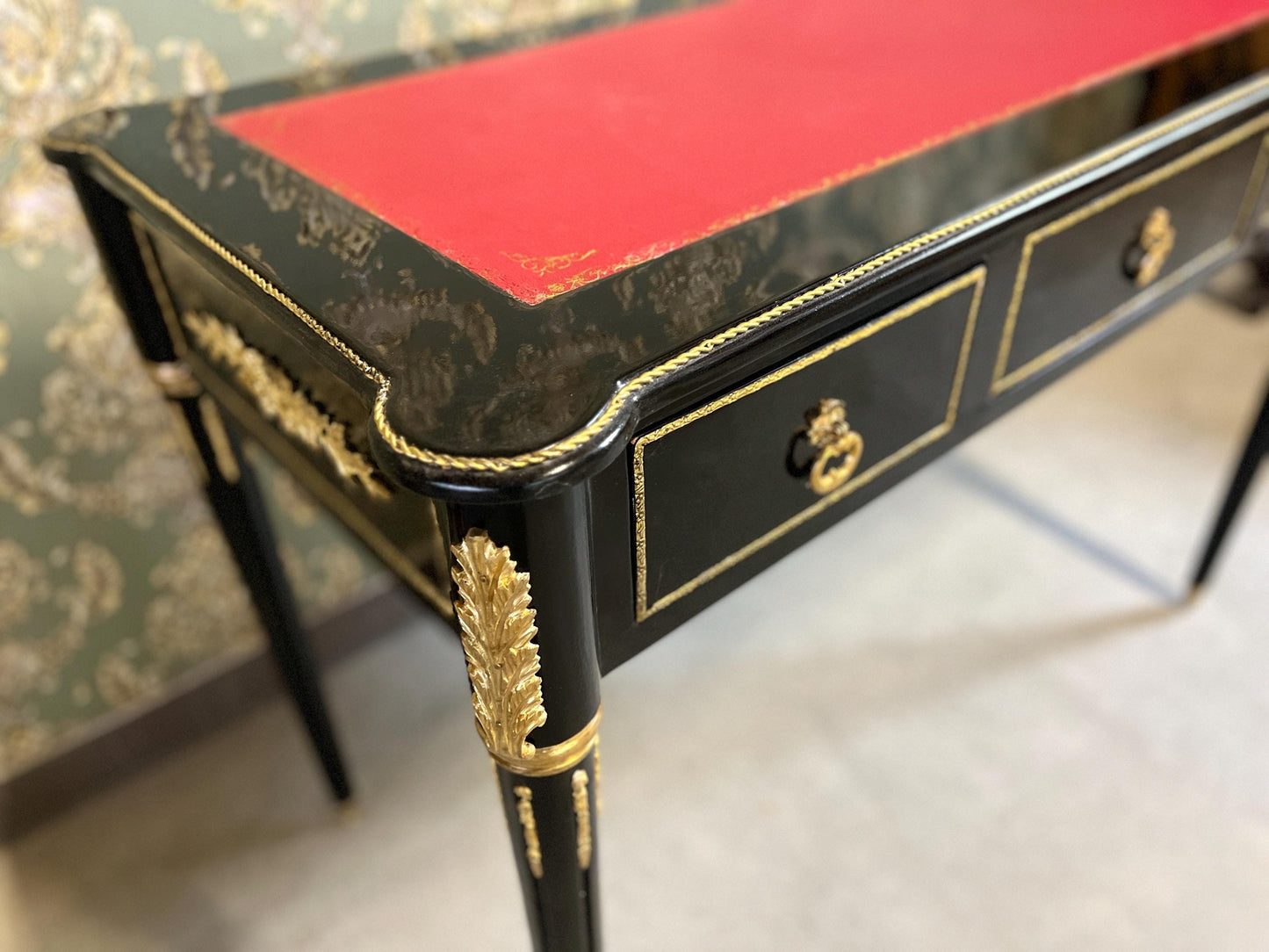Antique Style Desk in Black & Red Handmade Baroque Writing Table 3 Drawers Italian Style Desk With Brass Ornaments Handles for Home Decor