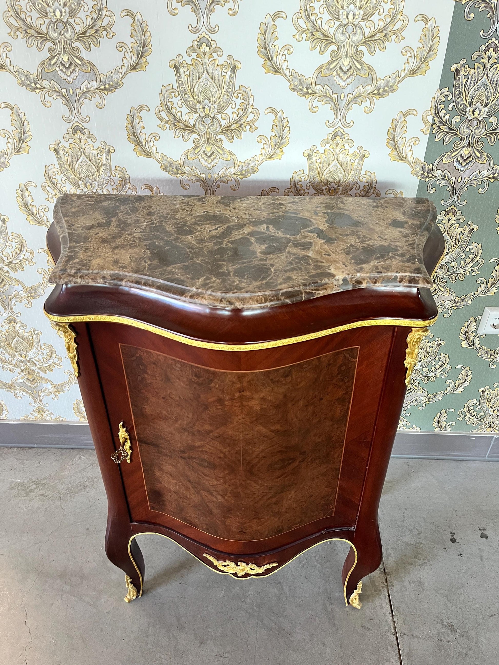 Wooden Cupboard Classic Baroque Cabinet With Brown Marble Top Retro Italian Style Console Table Handmade for Home Decor Living Room Decor