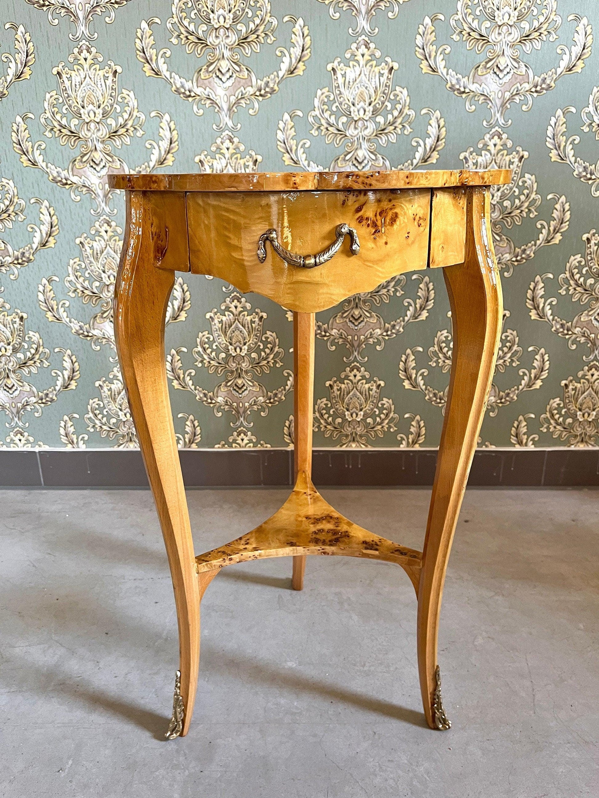 Small Side Table Italian Baroque Style in Wooden Brown Coffee Table Nostalgic Small Living Room End Table Handmade Yellow Veneer Home Decor
