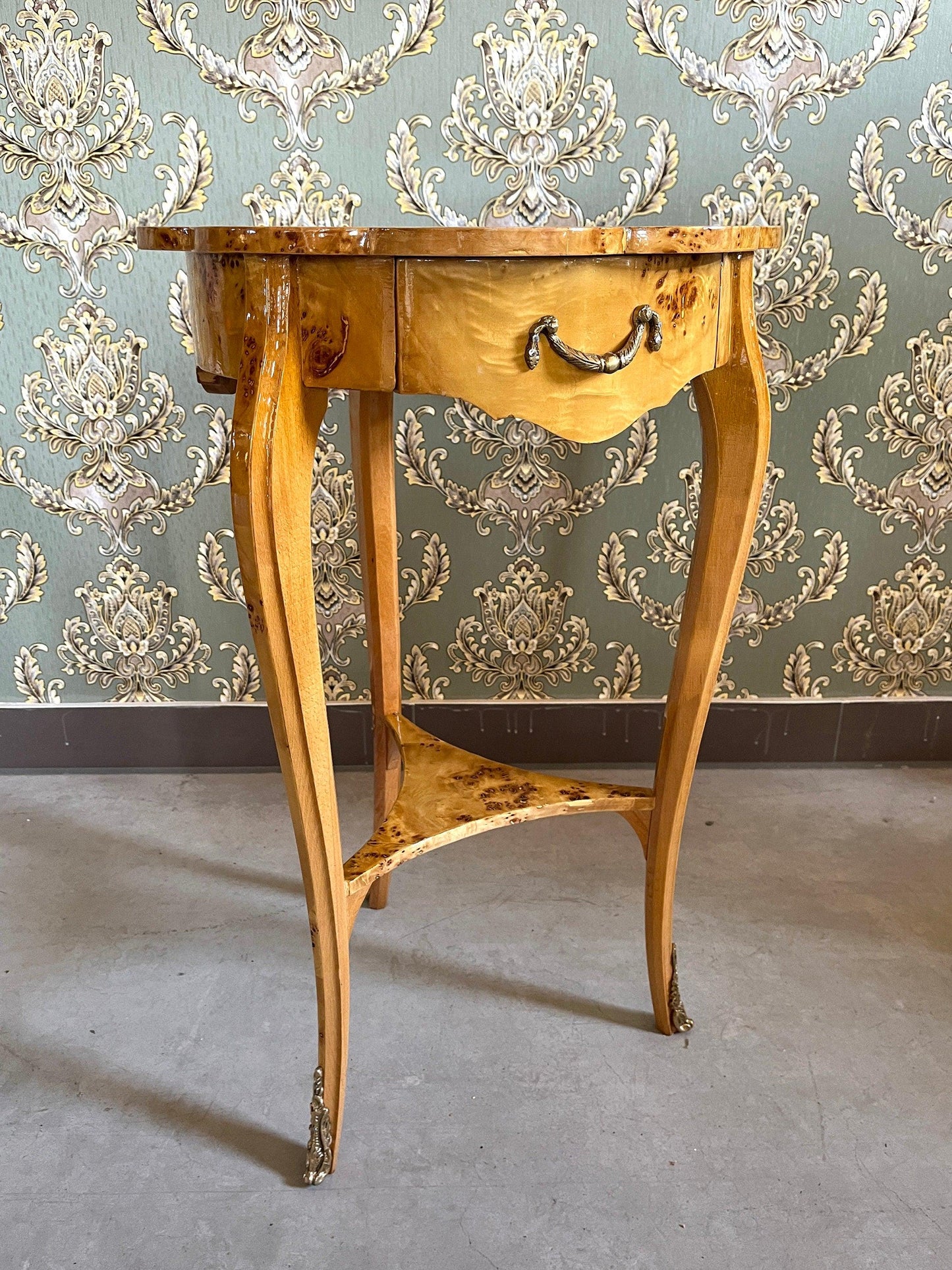 Small Side Table Italian Baroque Style in Wooden Brown Coffee Table Nostalgic Small Living Room End Table Handmade Yellow Veneer Home Decor