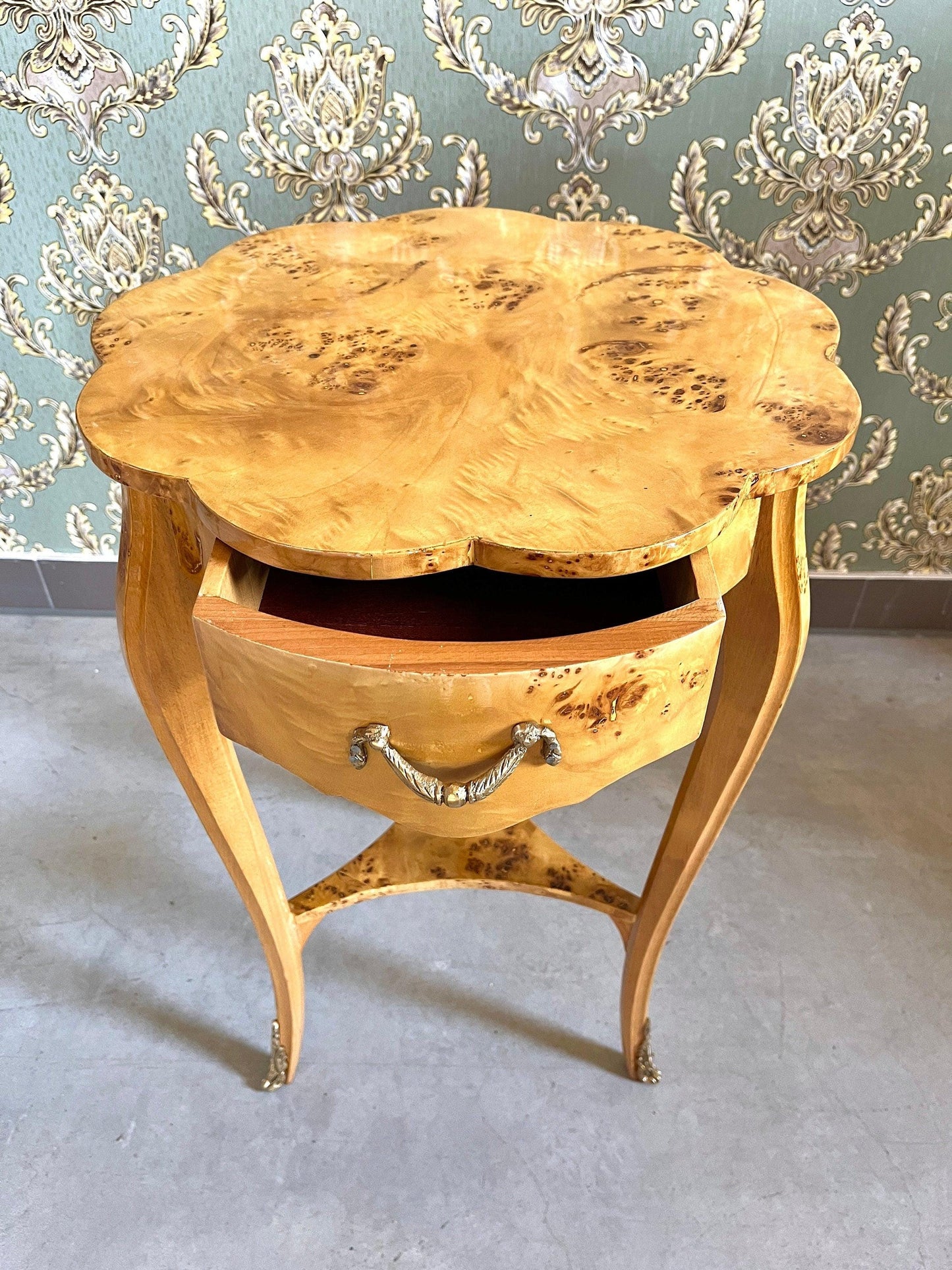 Small Side Table Italian Baroque Style in Wooden Brown Coffee Table Nostalgic Small Living Room End Table Handmade Yellow Veneer Home Decor