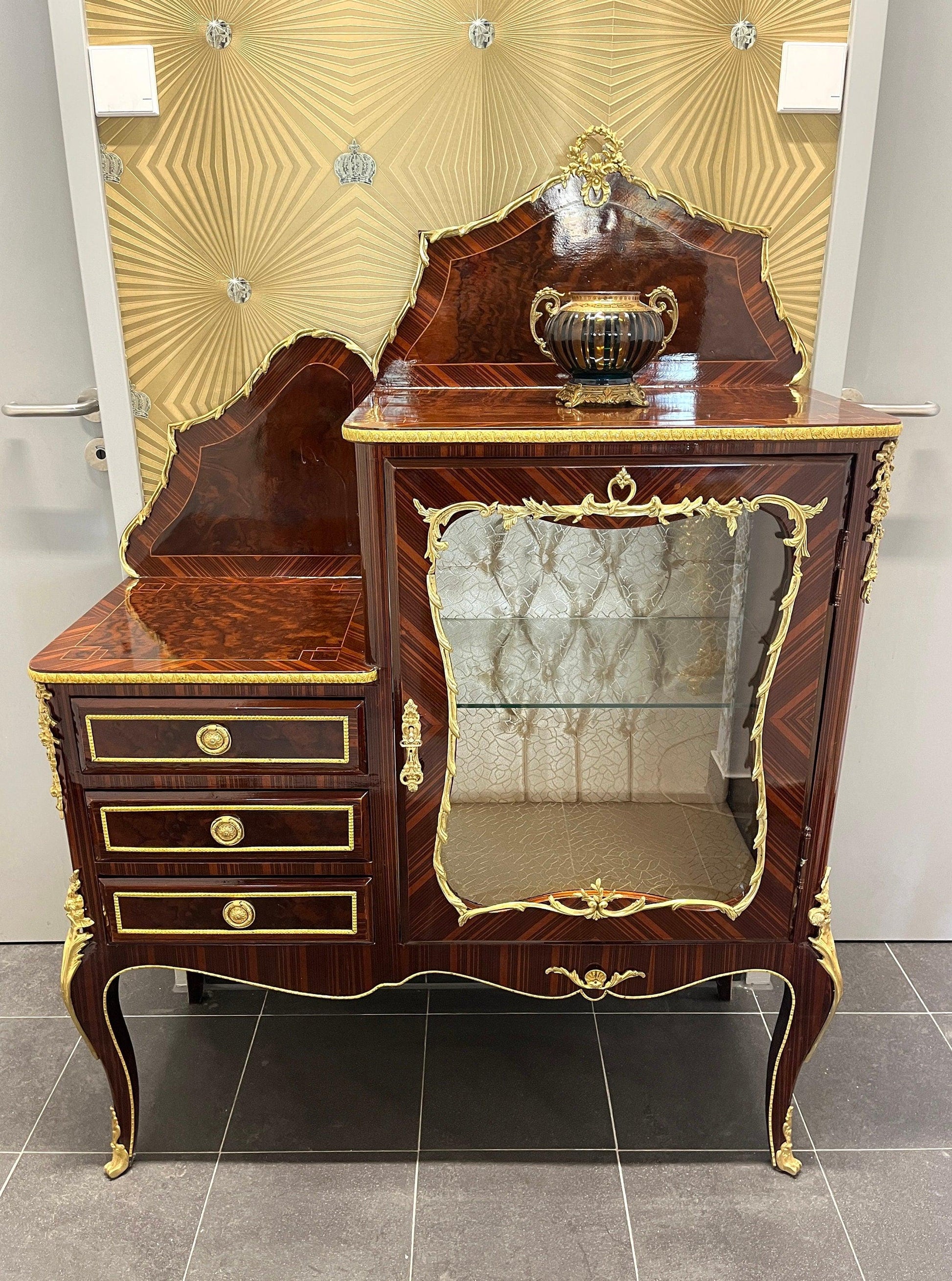 Display Cabinet French Louis Showcase for Dining Room Decor Glossy Brown Retro Baroque Cabinet with Brass Ornaments for New Home Decor