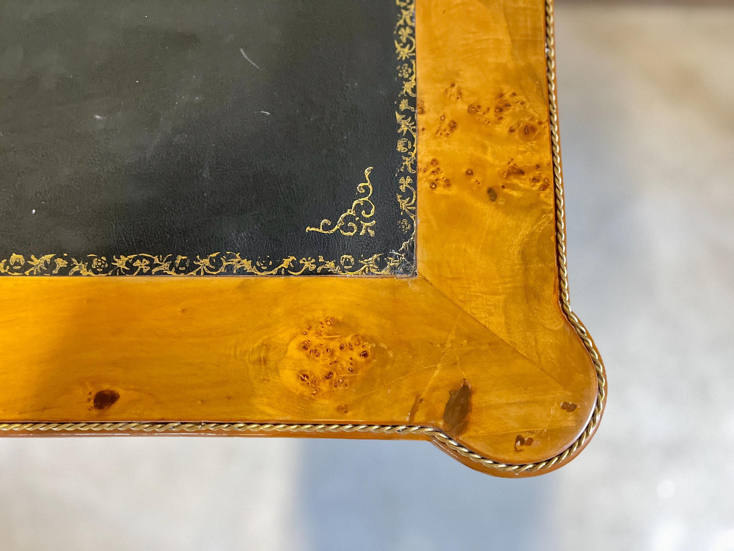 Luxury Desk Antique Baroque Style Writing Table 3 Drawers Handmade Desk Italian Style Bronze Handles in Yellow Wooden Veneer-LIMITED EDITION
