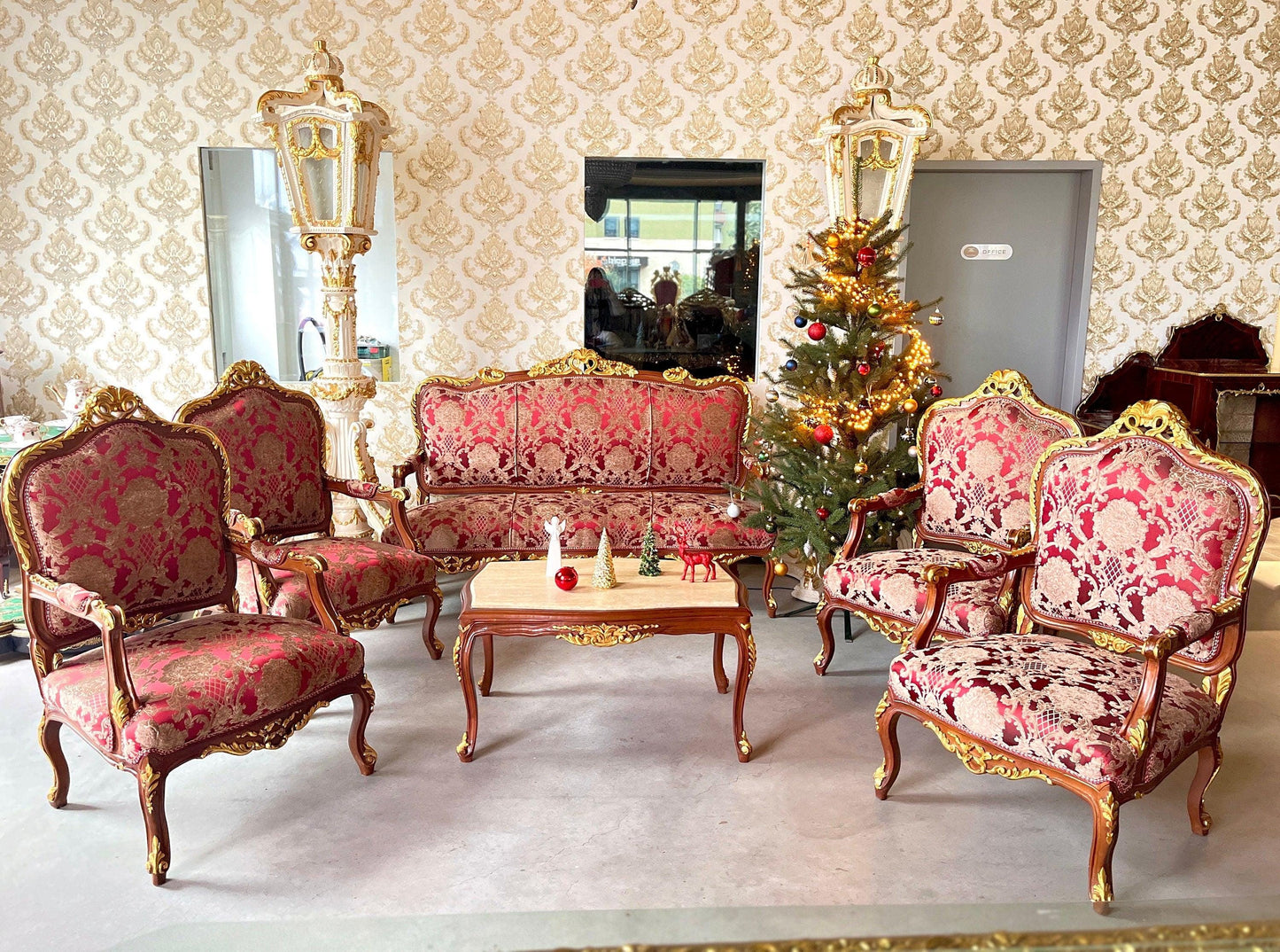 Sofa Set Bordeaux Flower Pattern French Antique Style Sofa Set in Red Royal Baroque Style Sofa Set For Home Lounge Room For Hotel Lobby