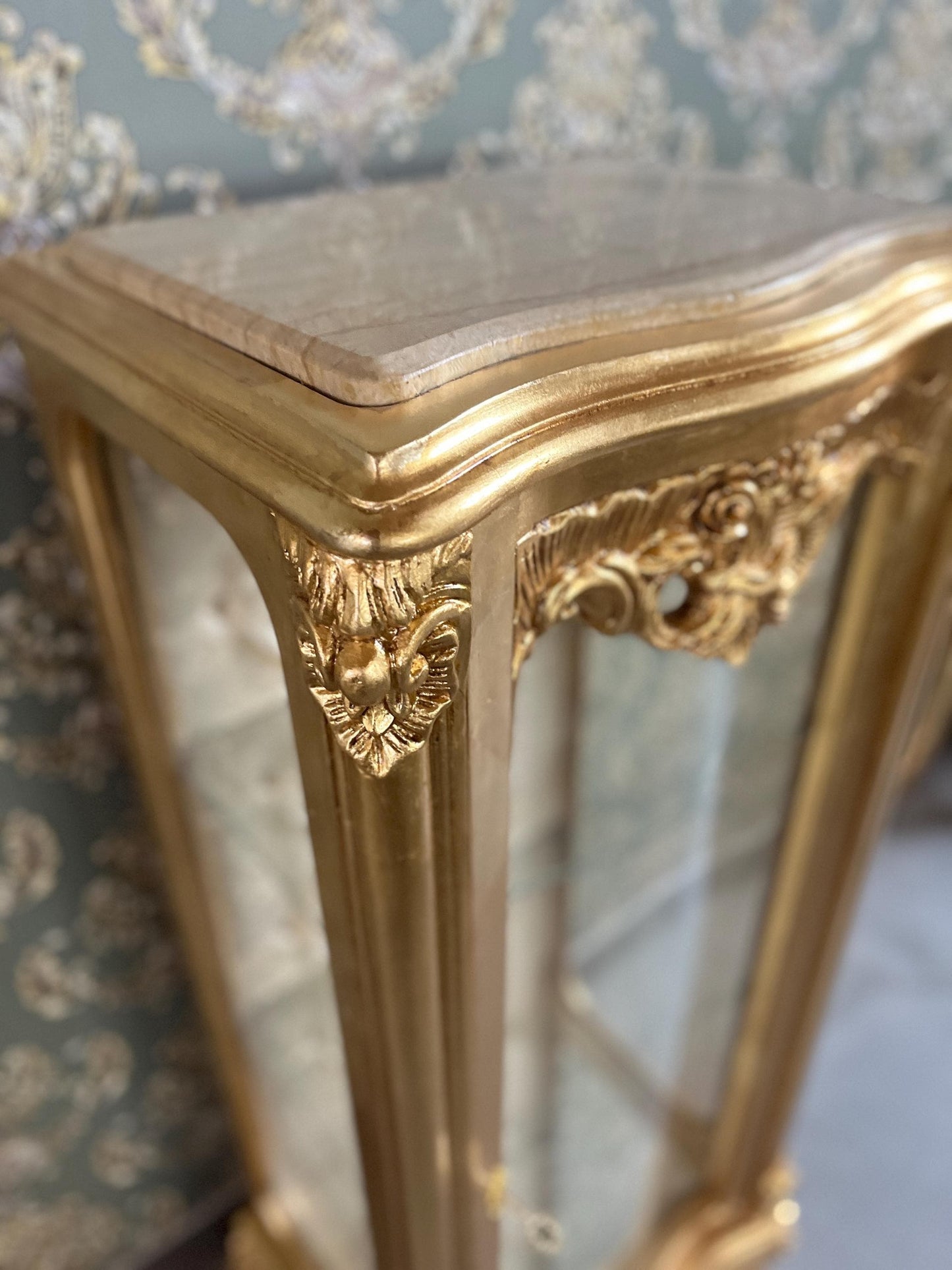 Showcase Gold French Louis XV Style Showcase Antique Style Silver Showcase Baroque Style Beige Showcase Home Decor French Style for Home