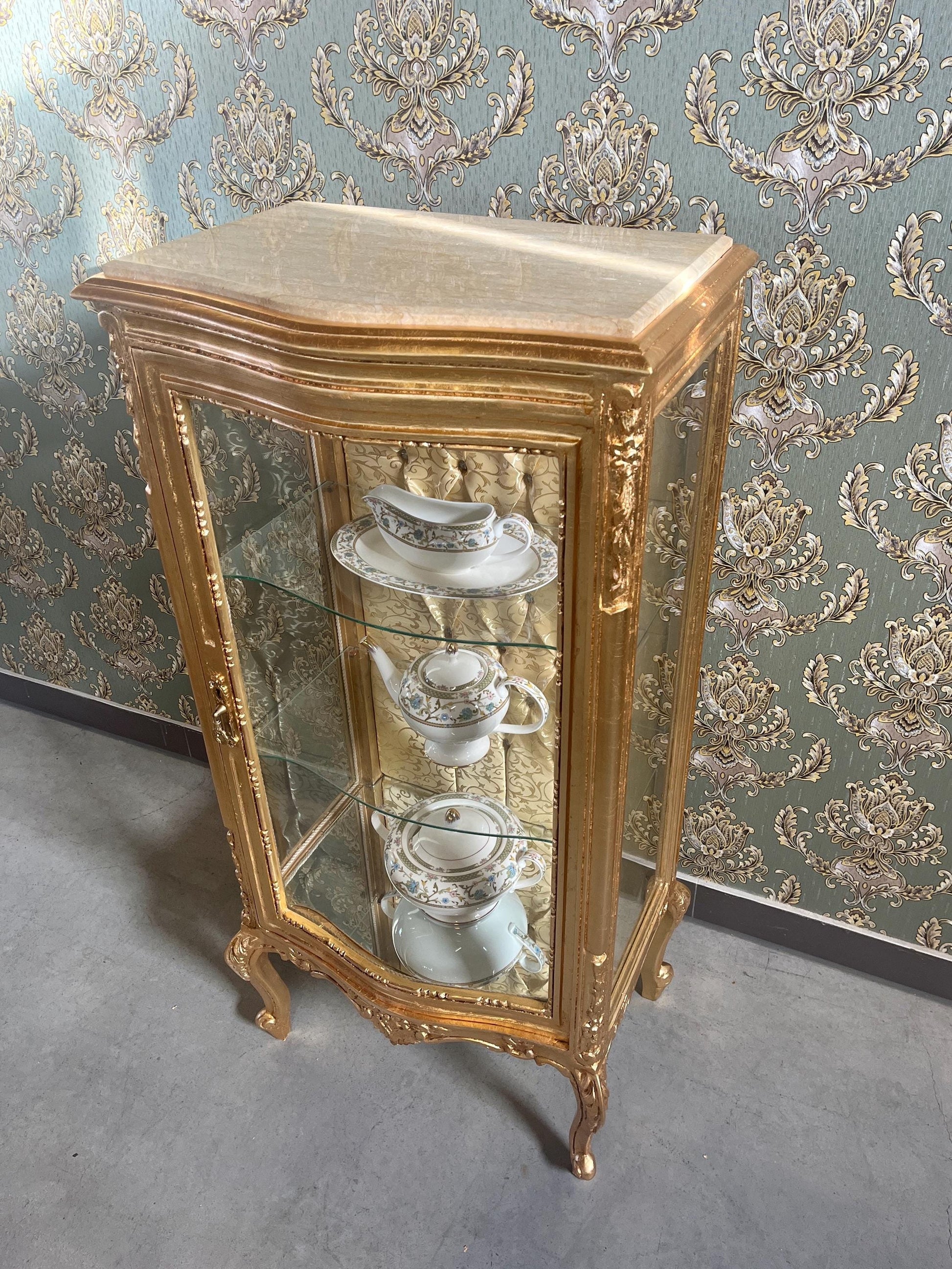 Display Cabinet French Louis Style in Gold Finish Glass Wooden Showcase Retro Baroque Style in Sliver Finish Home Decoration for Living Room