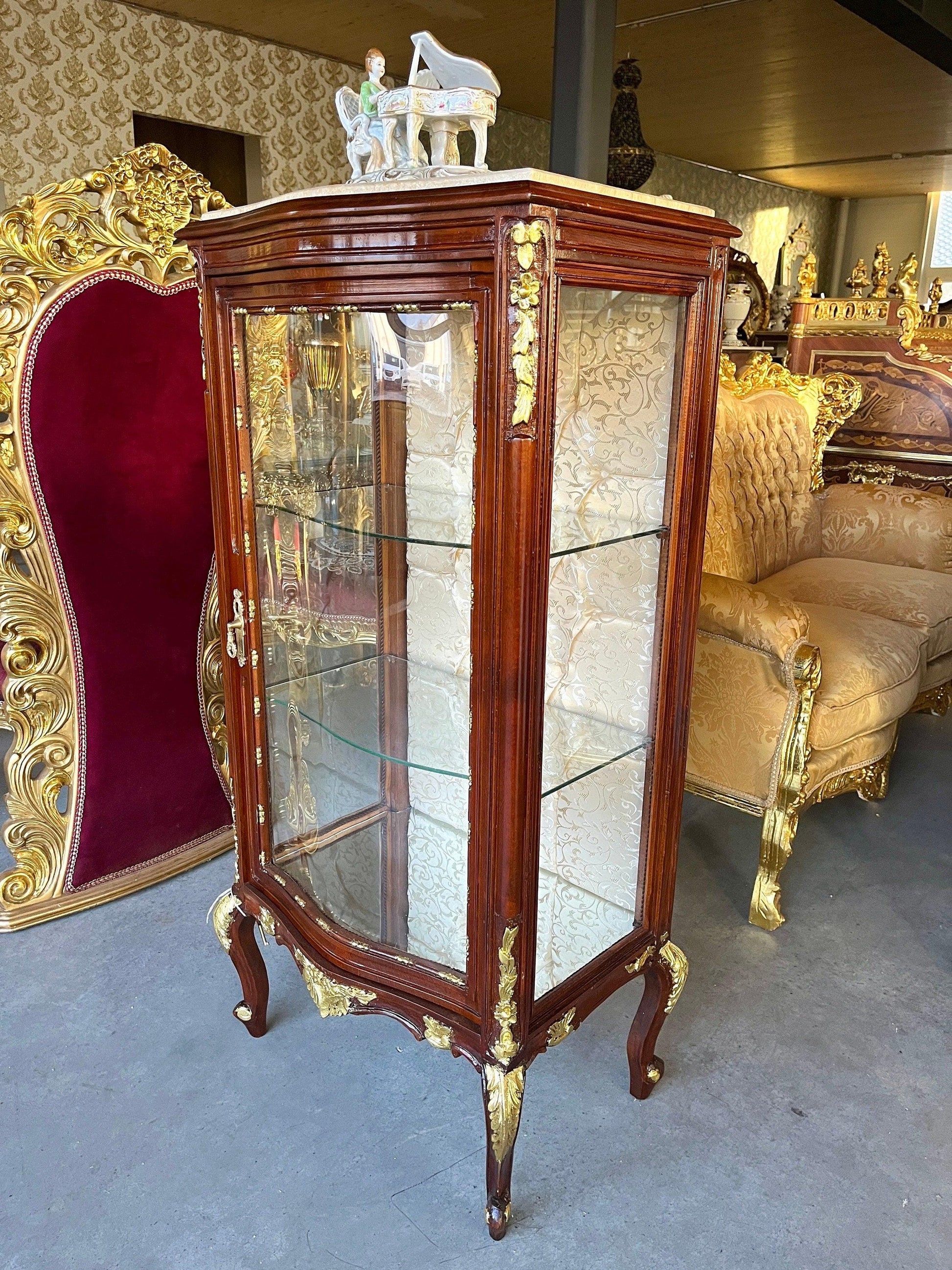 Display Cabinet French Louis Style Glass Wooden Showcase Retro Baroque Style for Home Decoration