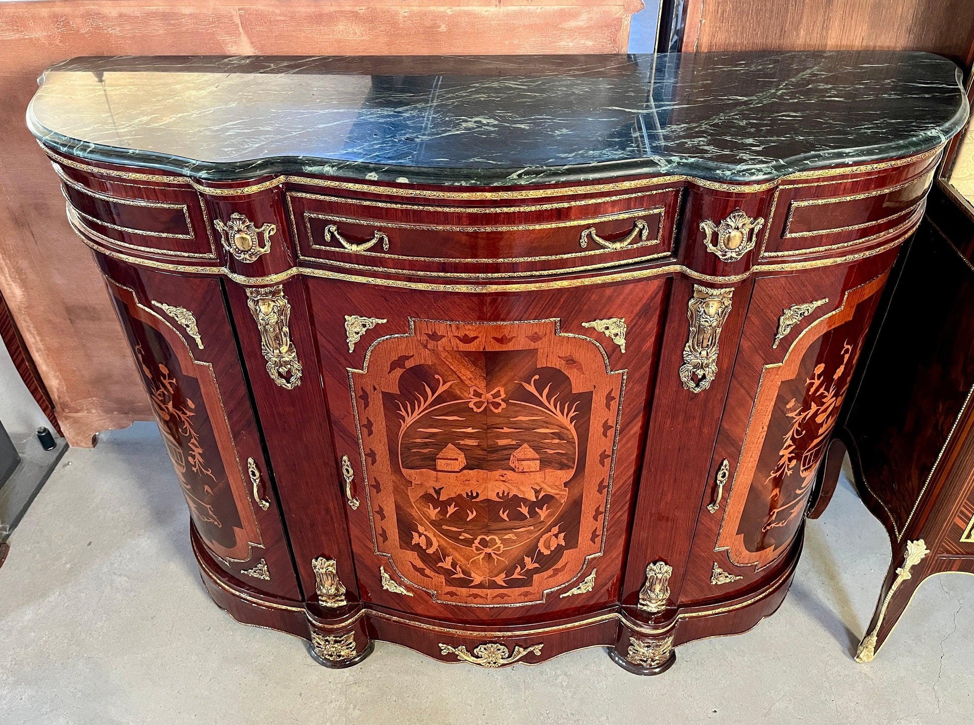 Wooden Cabinet Nostalgic Antique Style with Marble Slab Top Retro Baroque Style Cabinet for Home Decor or Commercial Decoration