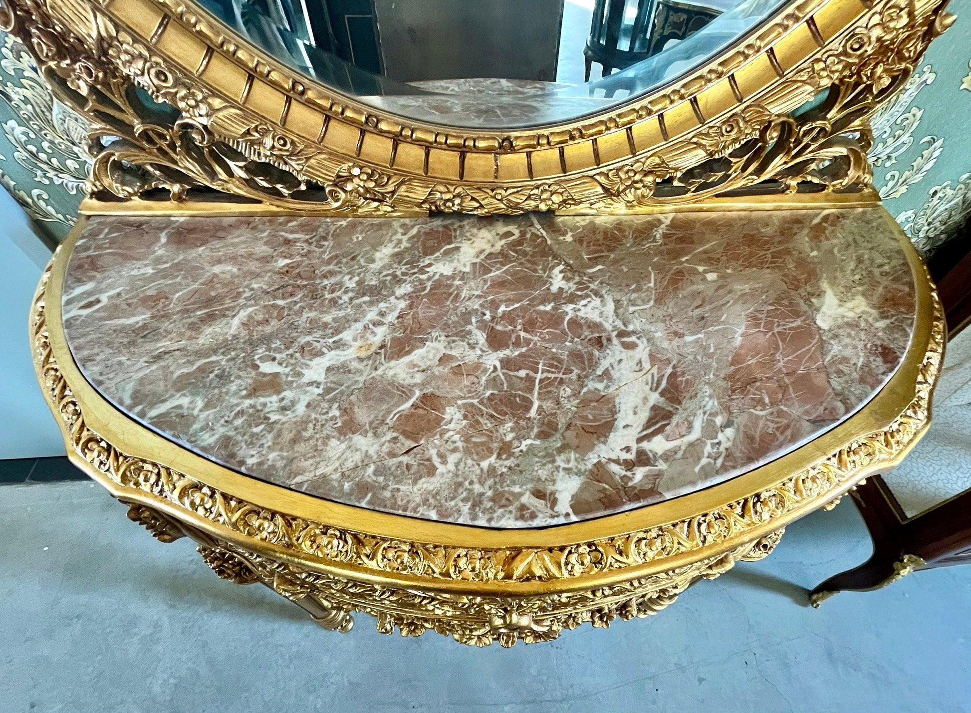 Console Table & Round Mirror Royal Baroque Antique Style Console Table Marble Top in Gold Finish for Villa House Hotel Lobby Decor