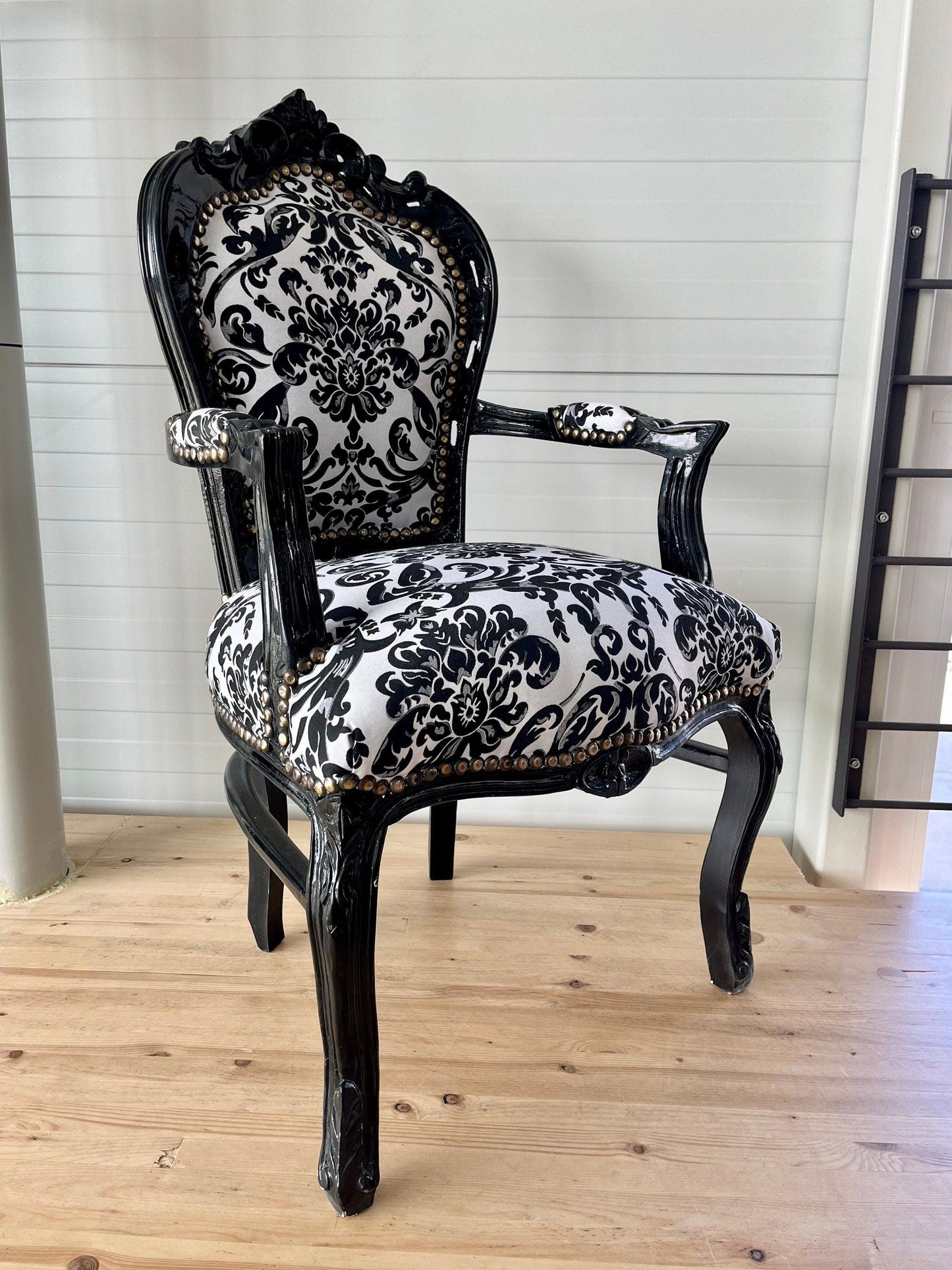 Armchair French Louis Style Chair Baroque Rococo Style Armchair in Floral Print for Home
