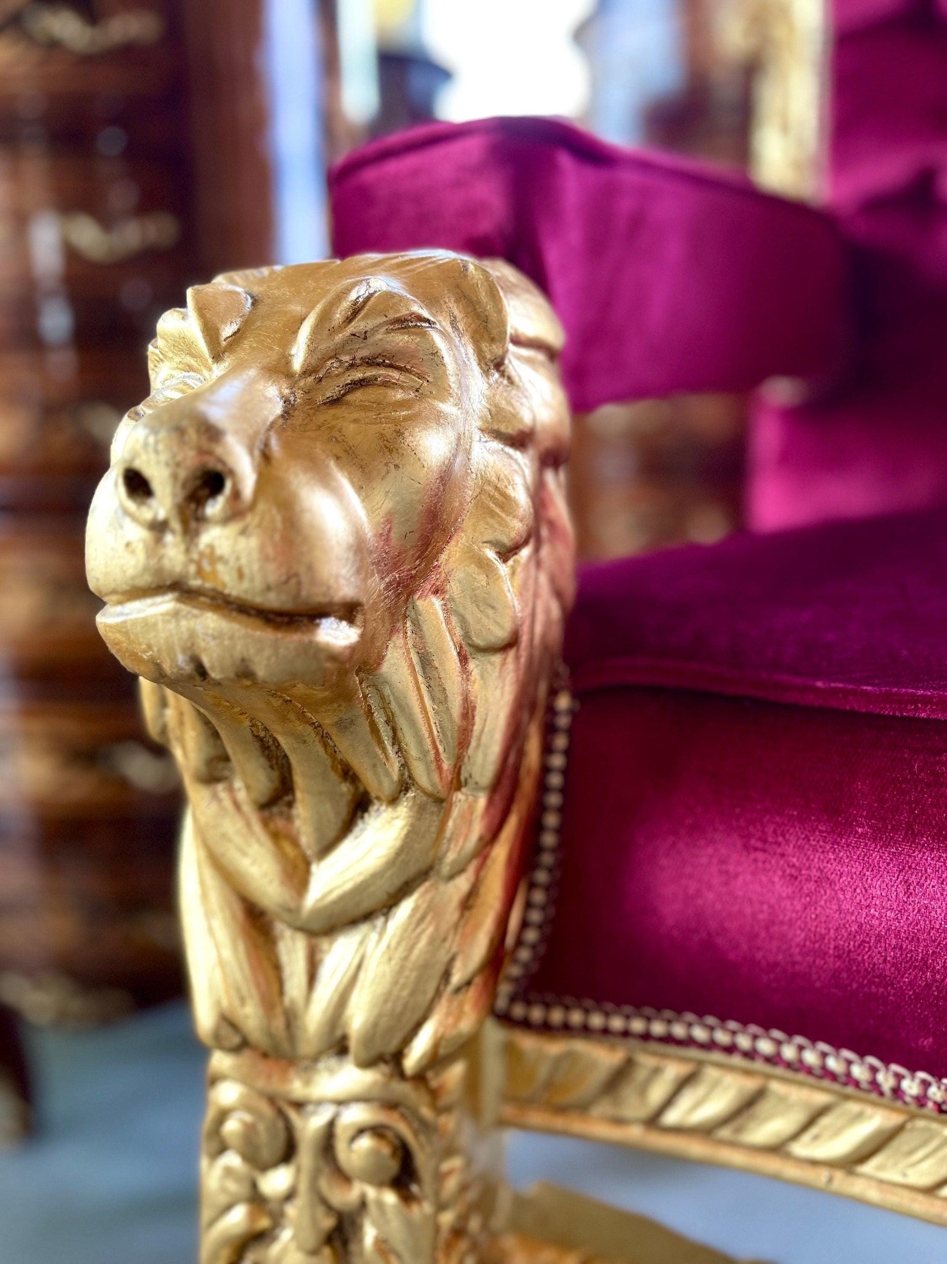 Huge Armchair Gold Crown Lion King Throne Velvet Red Baroque Style King Chair in Gold Finish fir Xmas Party Event Dècor- LIMITED EDITION