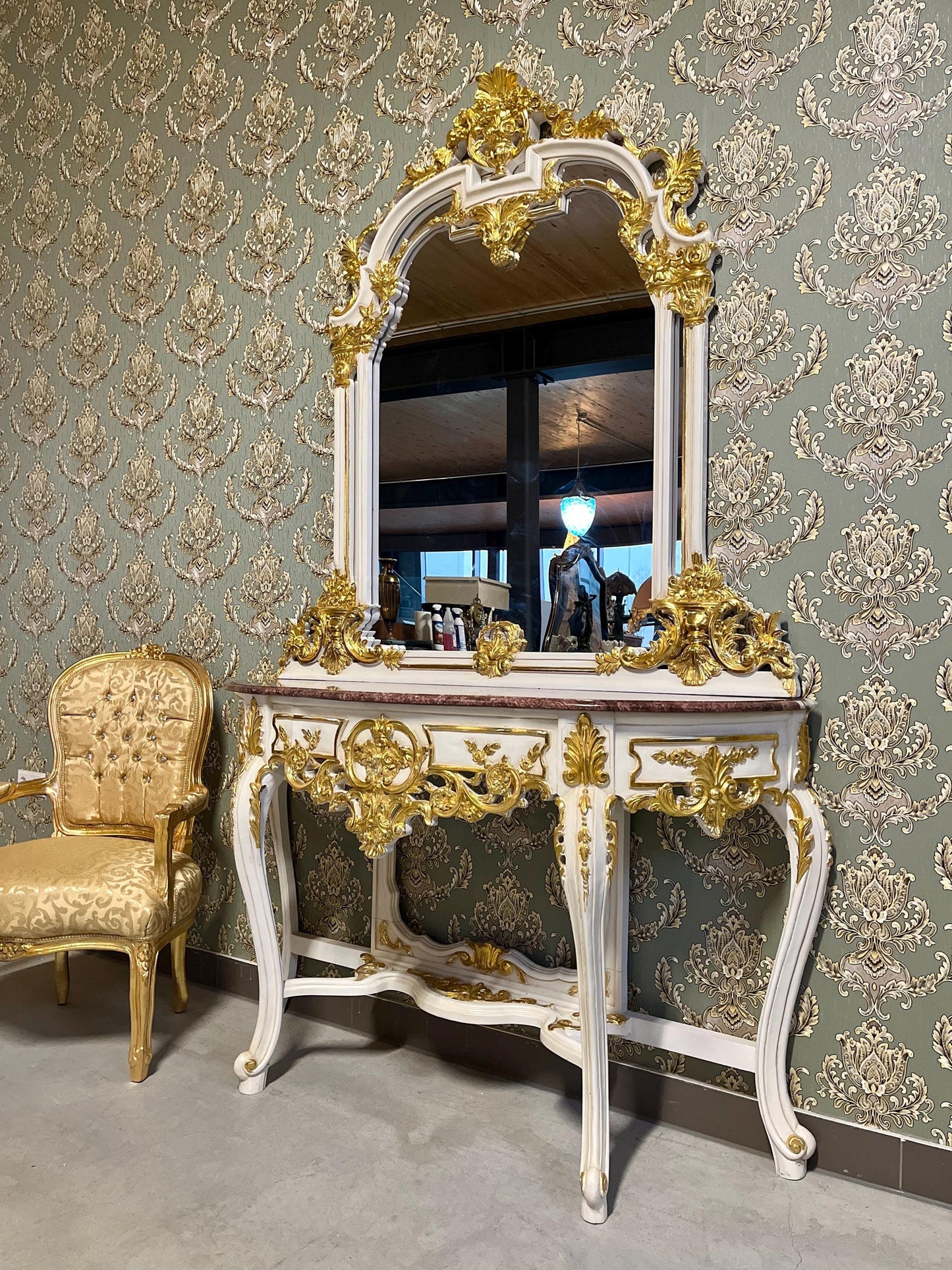 Deluxe Table Console Mirror Set French Antique Style Baroque Rococo Style Red Marble Slab Top in Gold Finish for Home Decor for Hotel Decor