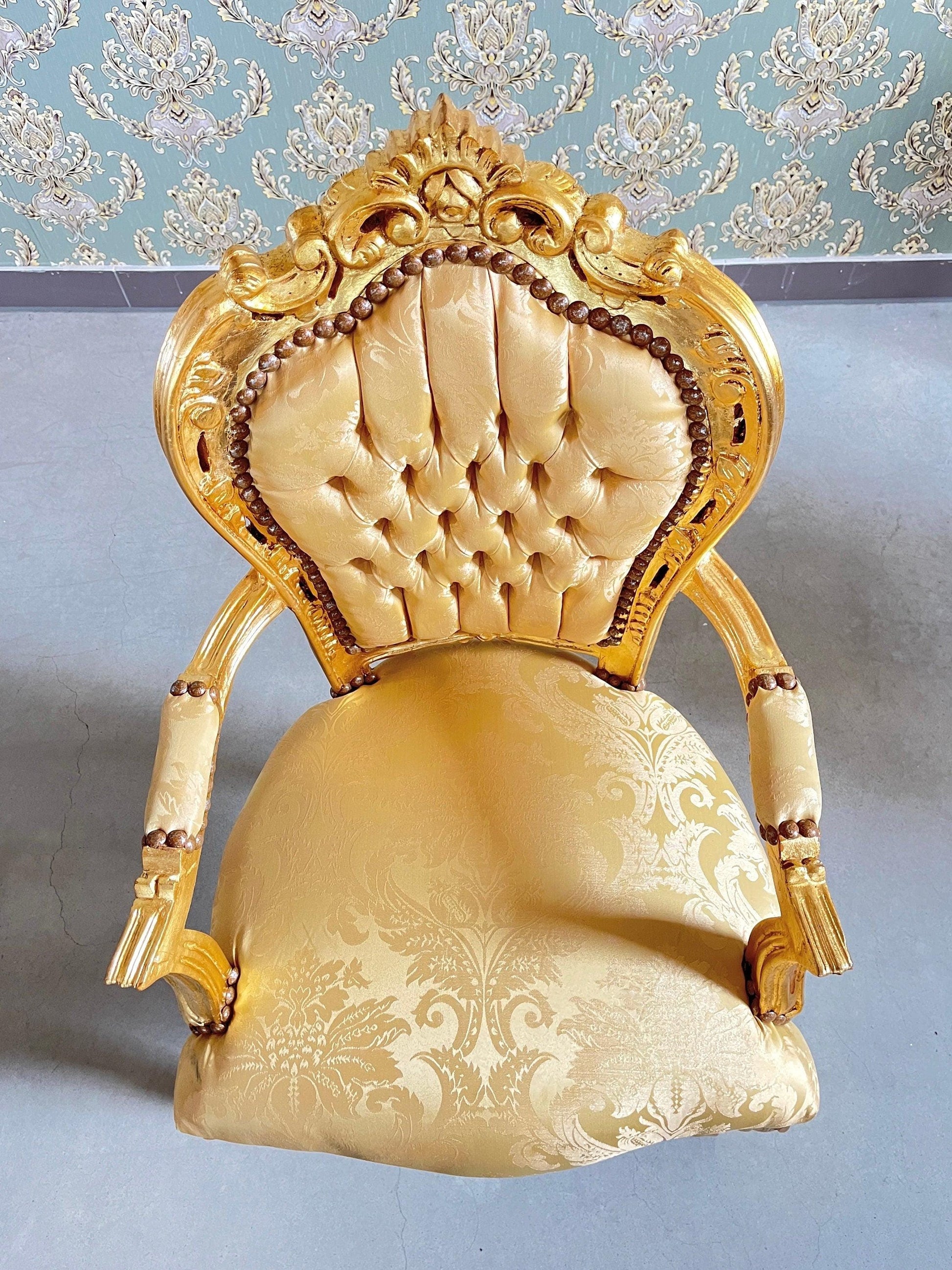 Armchair French Louis XV Style in Gold Finish Retro Baroque Rococo Style Chair Handcrafted for Home Decor