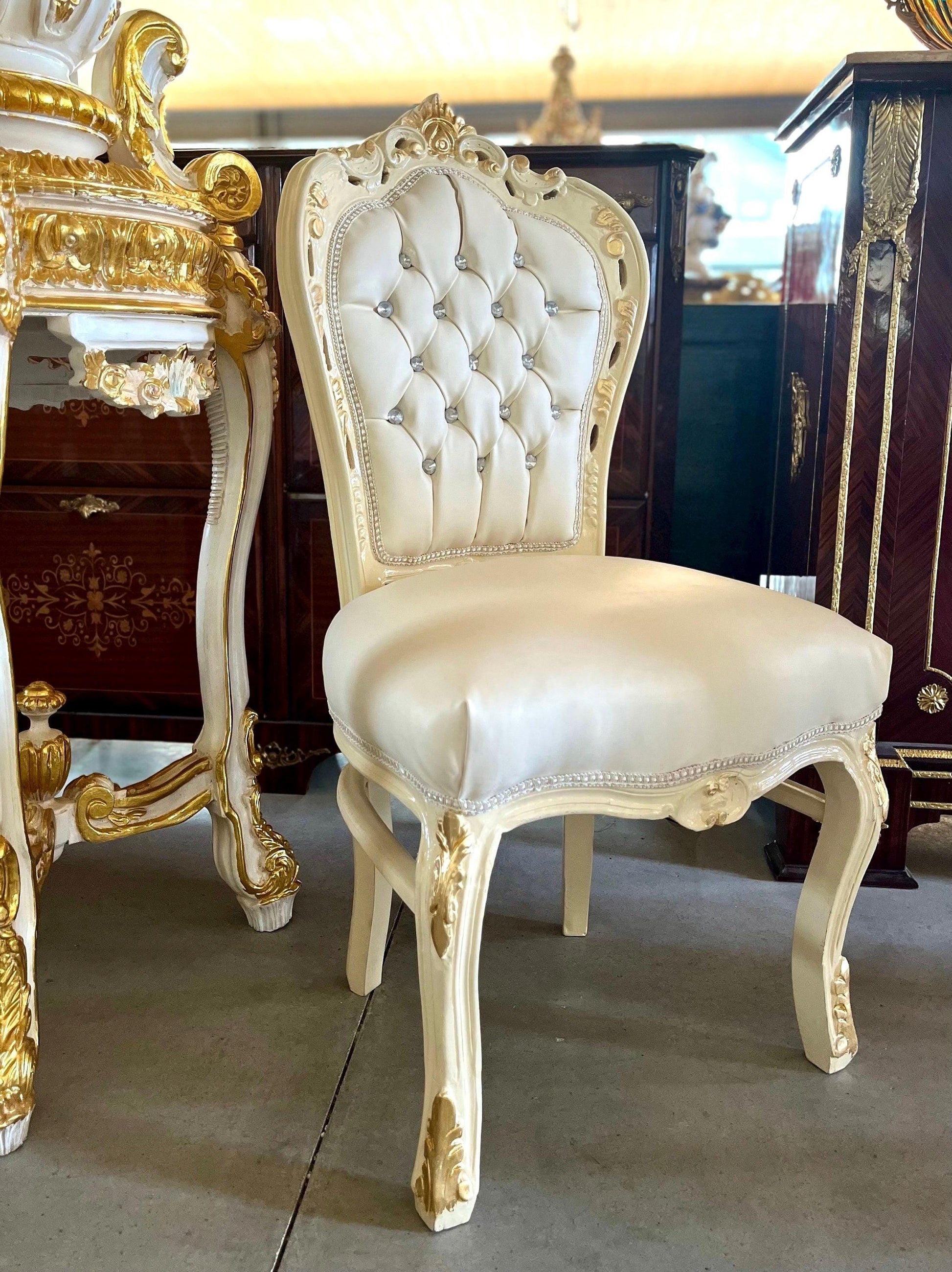 Accent Chair French Louis XV Style Dining Chair in Solid Wood Retro Baroque Antique Style Reproduction in Ivory Faux Leather for Home Decor
