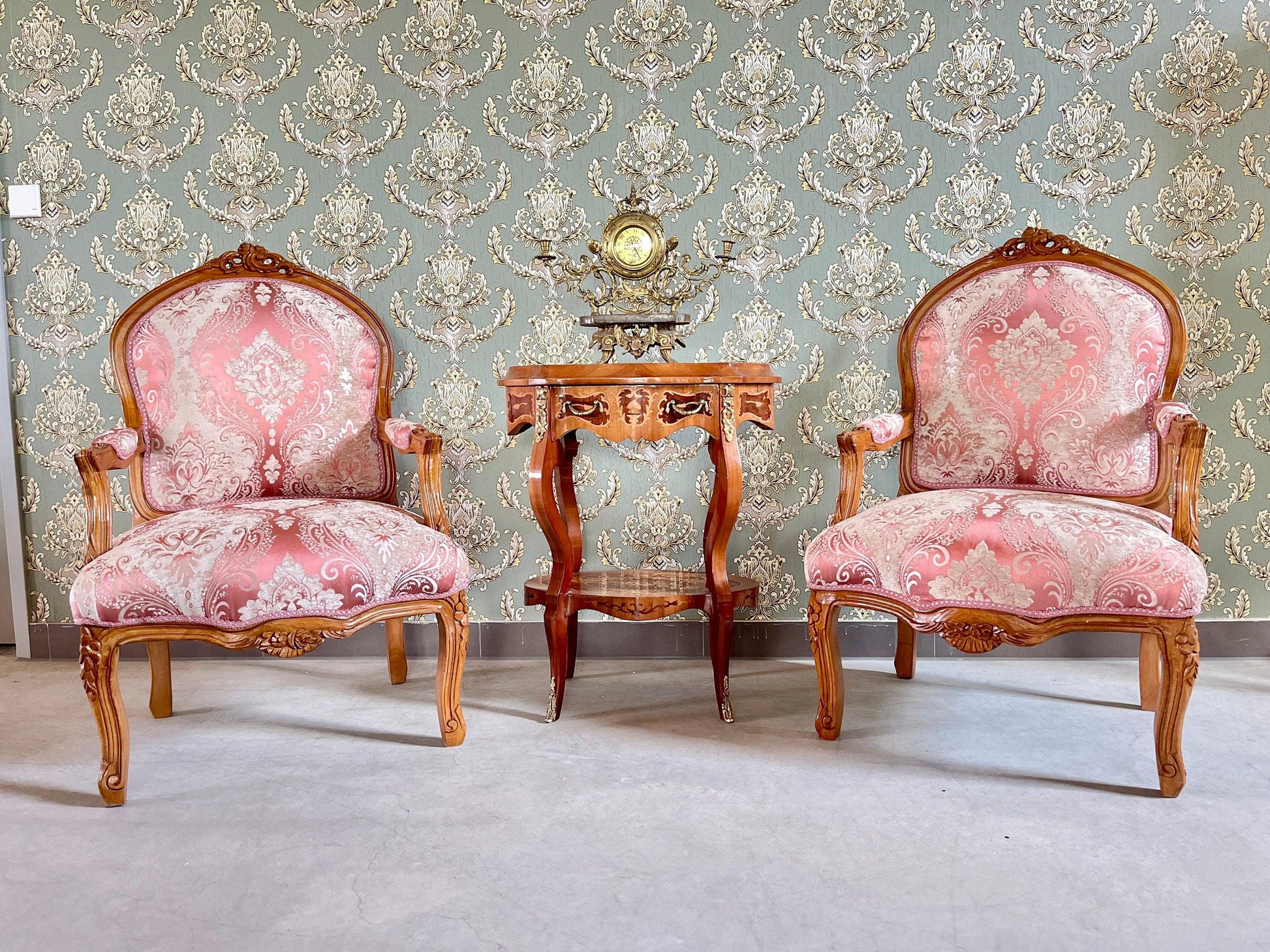Armchair French Louis Style in Pink Flower Damask Retro Baroque Rococo Style Lounge Chair For Home Decor