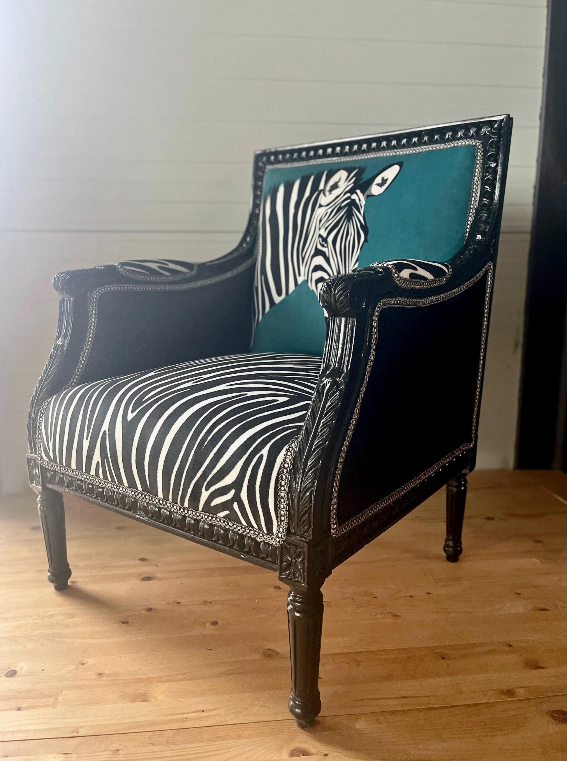 Armchair Niche Cool Design in Green Velvet Zebra Print Square Shape Armchair for Party Event for Commercial Display