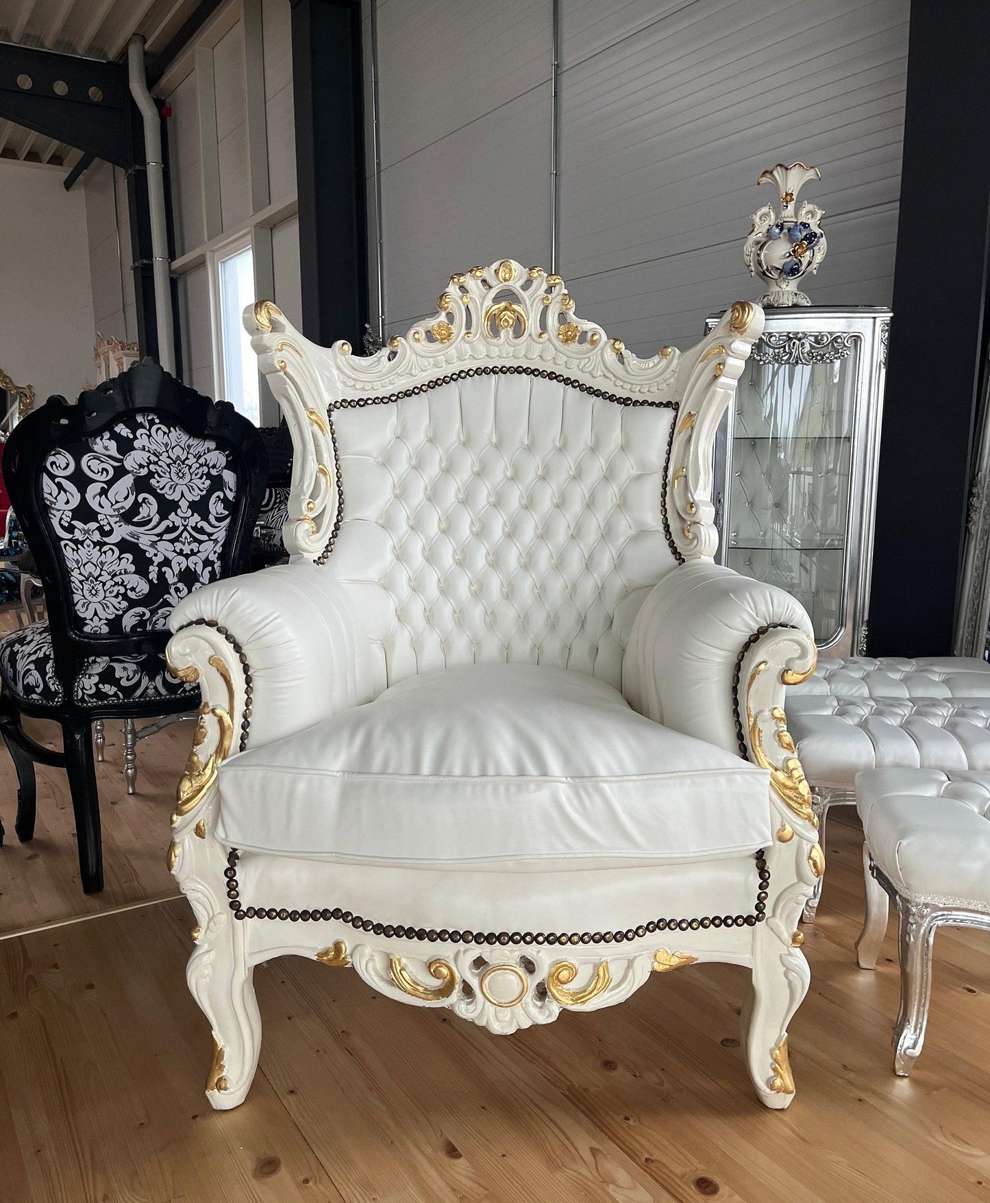Armchair Silver French Louis Style Sofa Chair Italian Antique Style Armchair Baroque Rococo Style in Silver Finish for Living Room