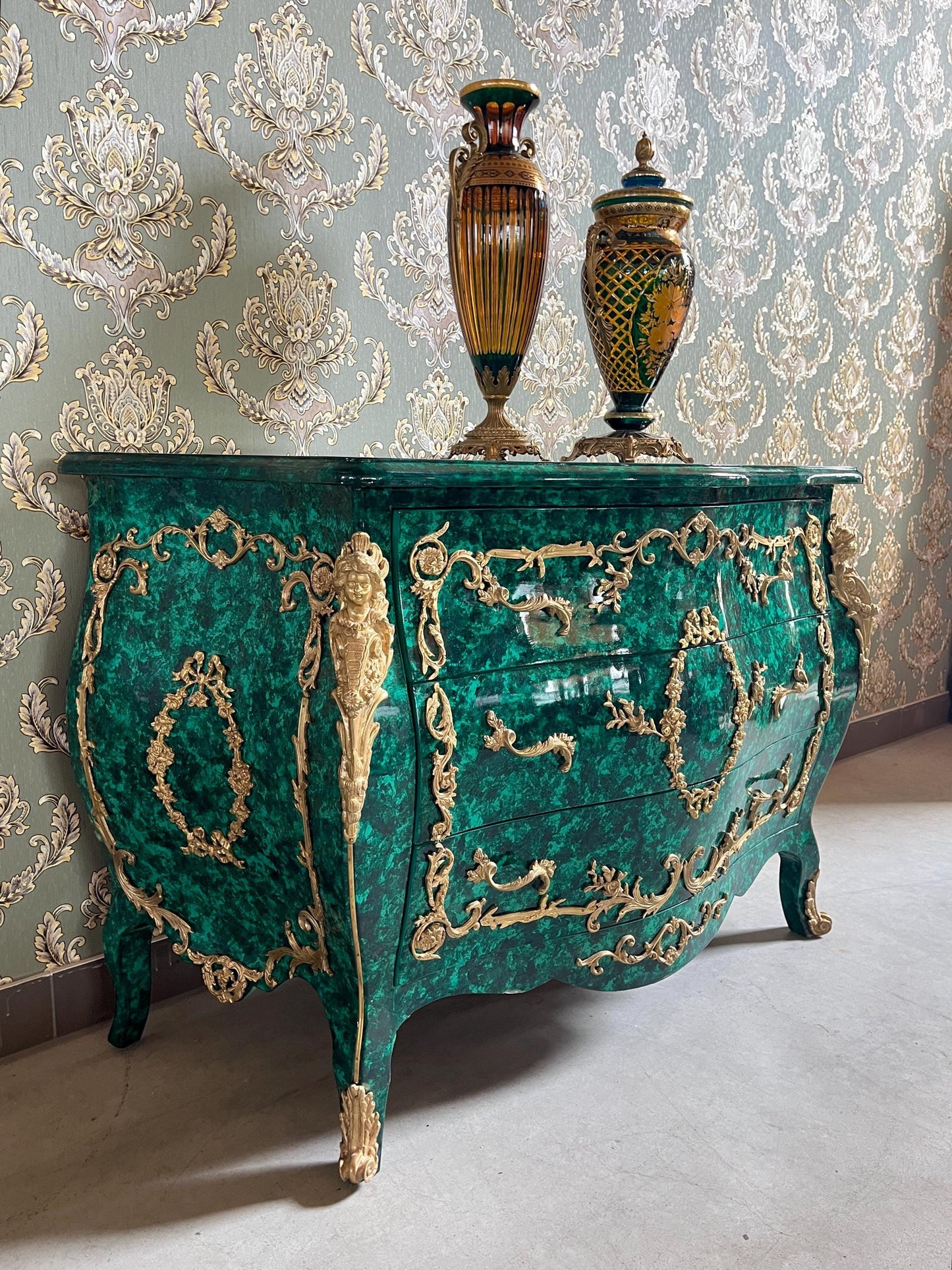Deluxe Chest of Drawer Louis XV Style in Emerald Green Antique Royal Style Dresser with Bronze Ornaments for Bedroom Decor- LIMITED EDITION
