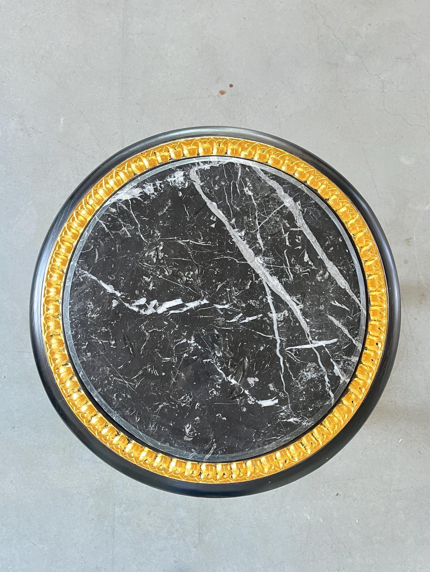 Black & Gold French Baroque Side Table: Marble Top Rococo Accent Table
