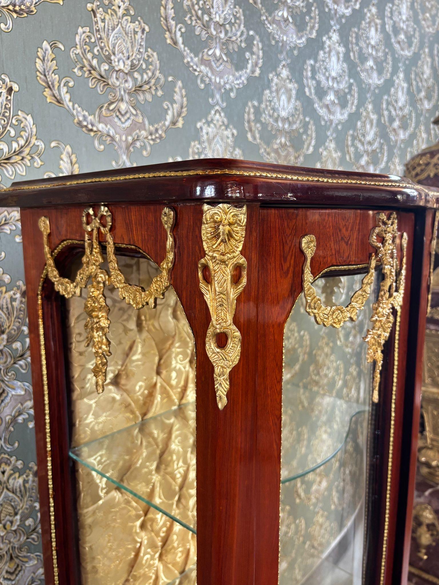 Wooden Display Cabinet French Antique Style Brown Showcase Retro Baroque Glass 3-Shelf Cabinet Gold Fabric at Back for Home Decor