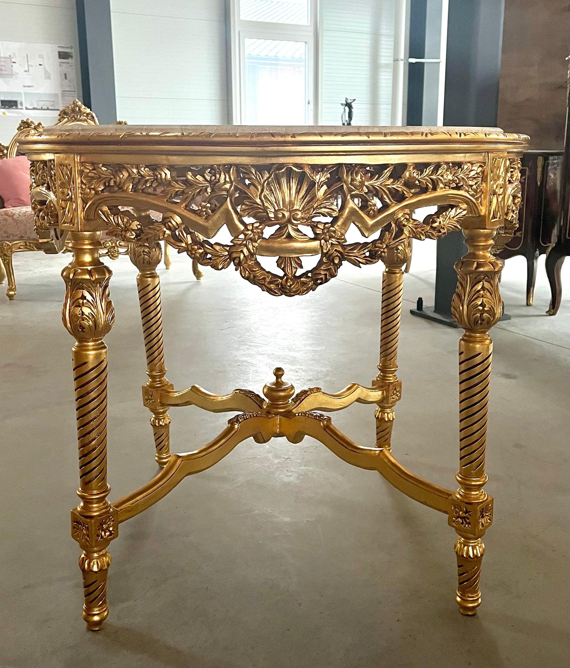 Round Table Italian Baroque Rococo Style in Beige Marble Top Table Black Marble Top French Decor Table Antique Style Table for Home Decor