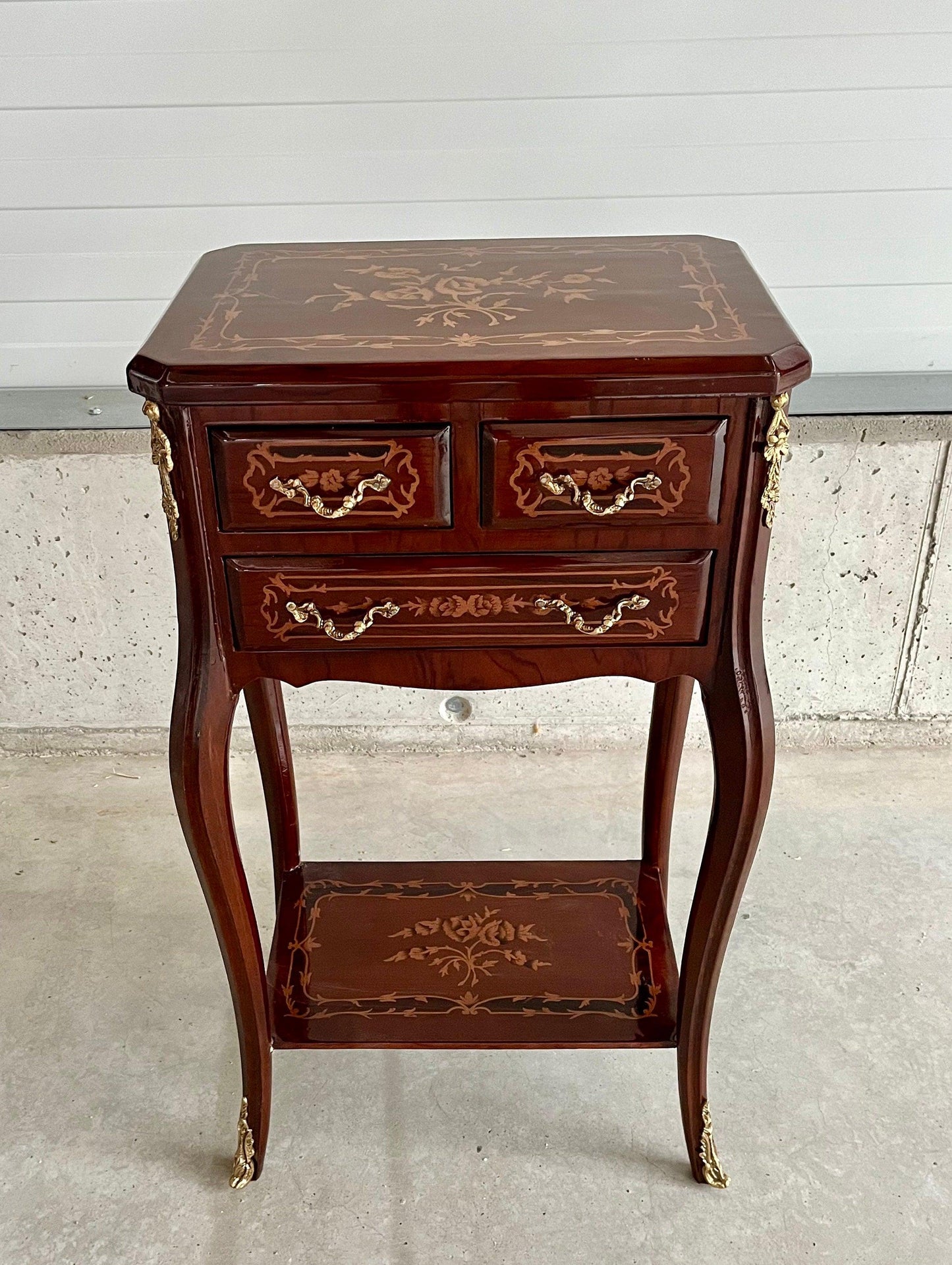 Louis XV Möbel Kommode Nachttisch im Antik Stil- kleines Quadrat