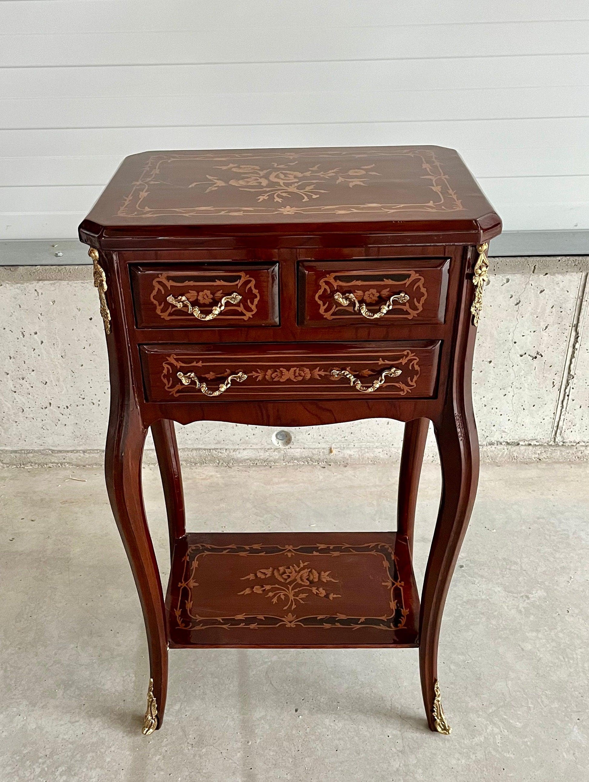 Louis XV Möbel Kommode Nachttisch im Antik Stil- kleines Quadrat