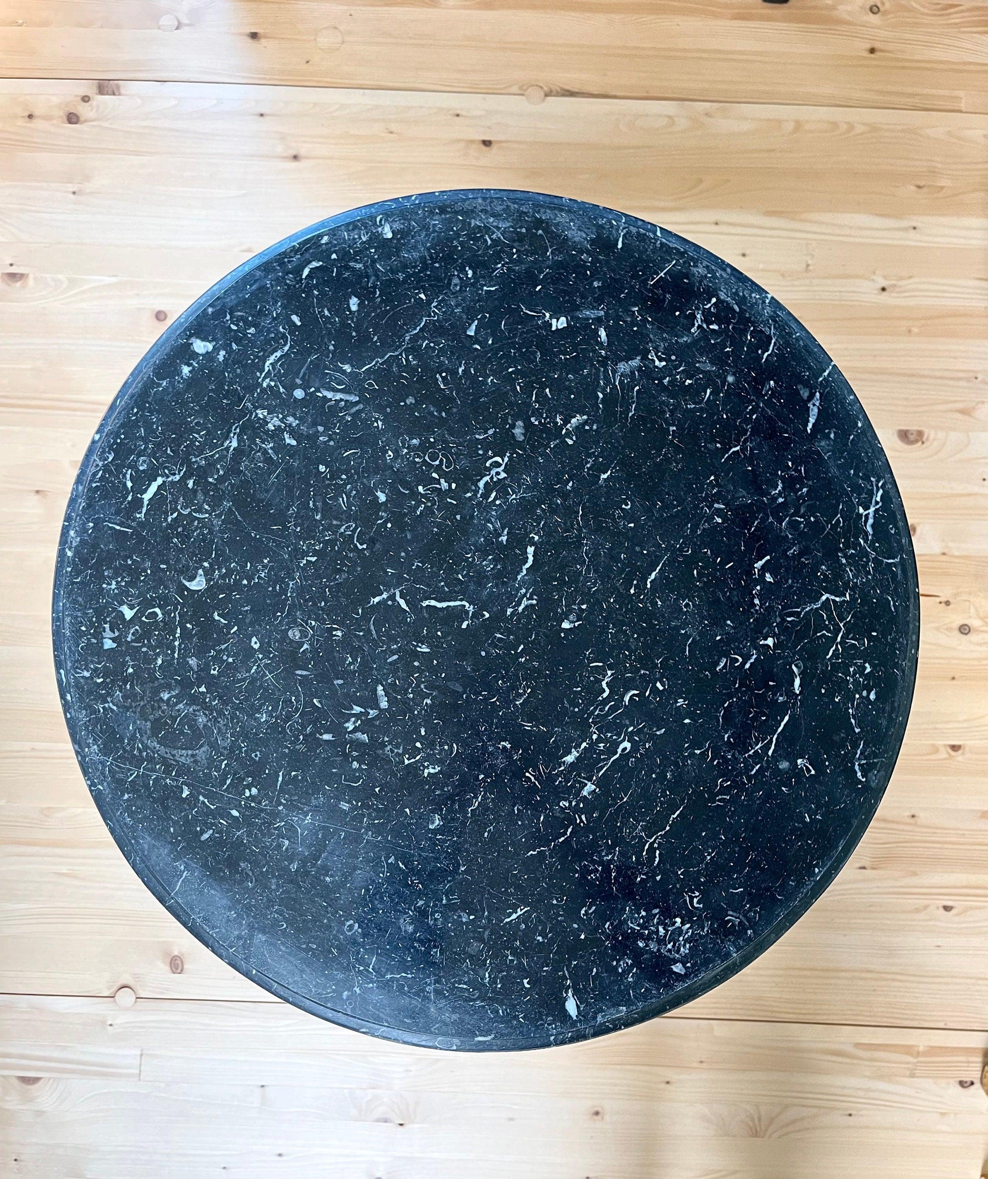 Royal Baroque Side Table Black Marble Top Round Cafe Table Silver Luxurious Side Table Gold Swan Stand & Marble Top for Living Room Decor