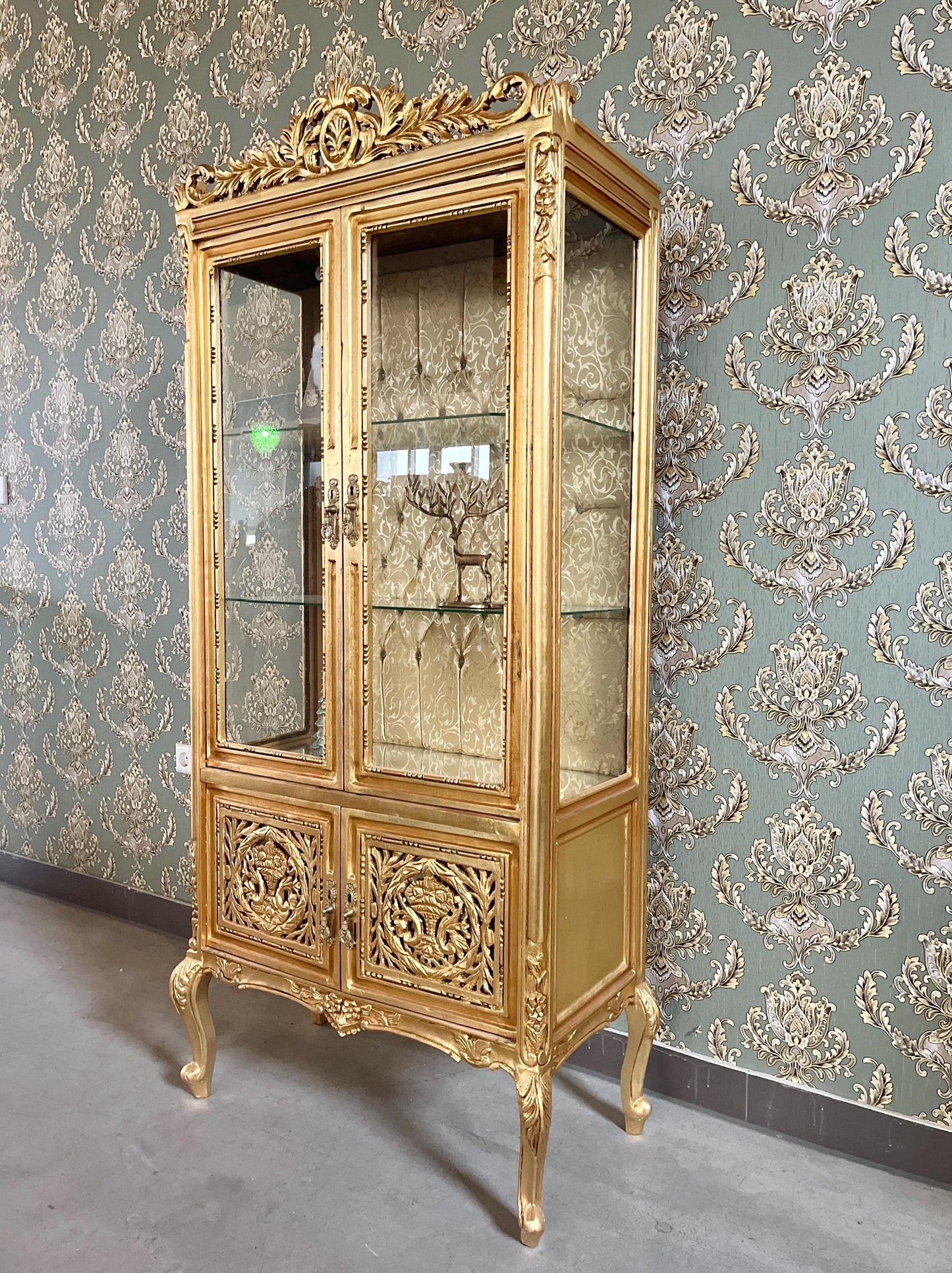 Display Cabinet Wooden French Louis XV Style Showcase Antique Baroque Style Reproduction in Gold Finish