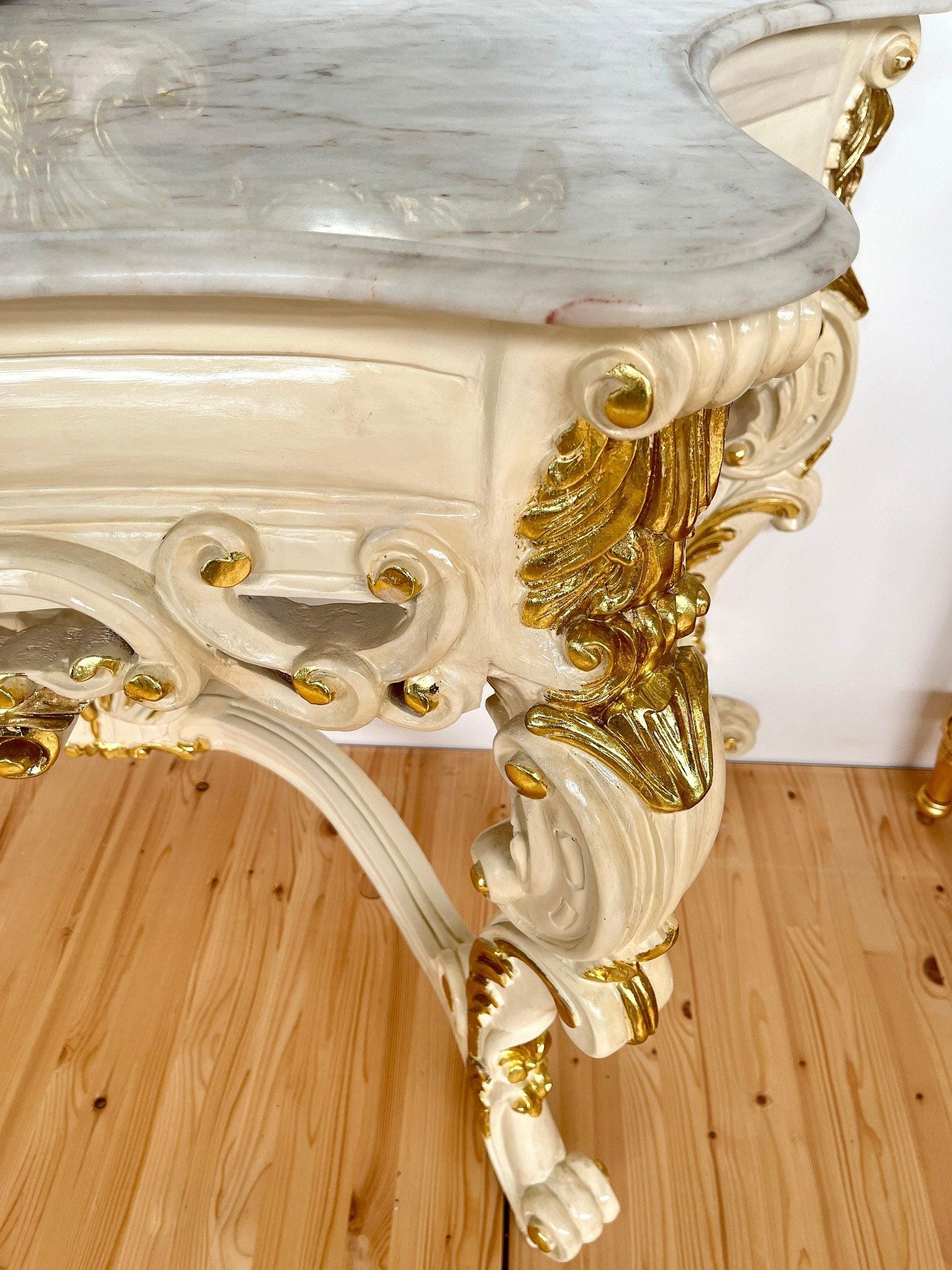 Console Table and Star Mirror French Antique Style with White Marble Top Console Table Baroque Rococo Style in Gold Finish for House Decor