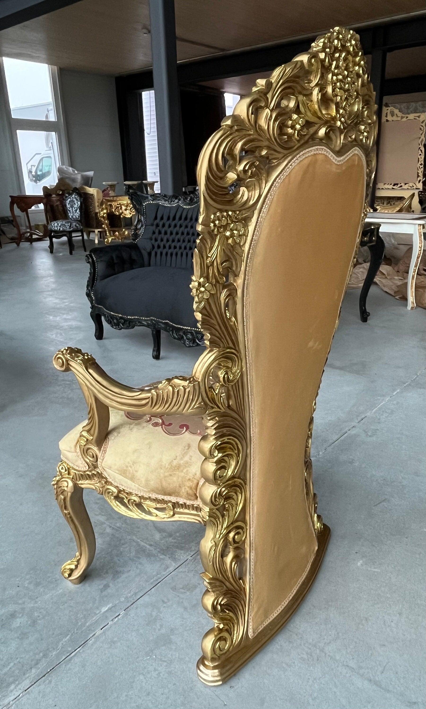 Goldener Thronstuhl im italienischen Barock-Rokoko-Stil ohne Kristalle und Blumenmuster in Sonderanfertigung