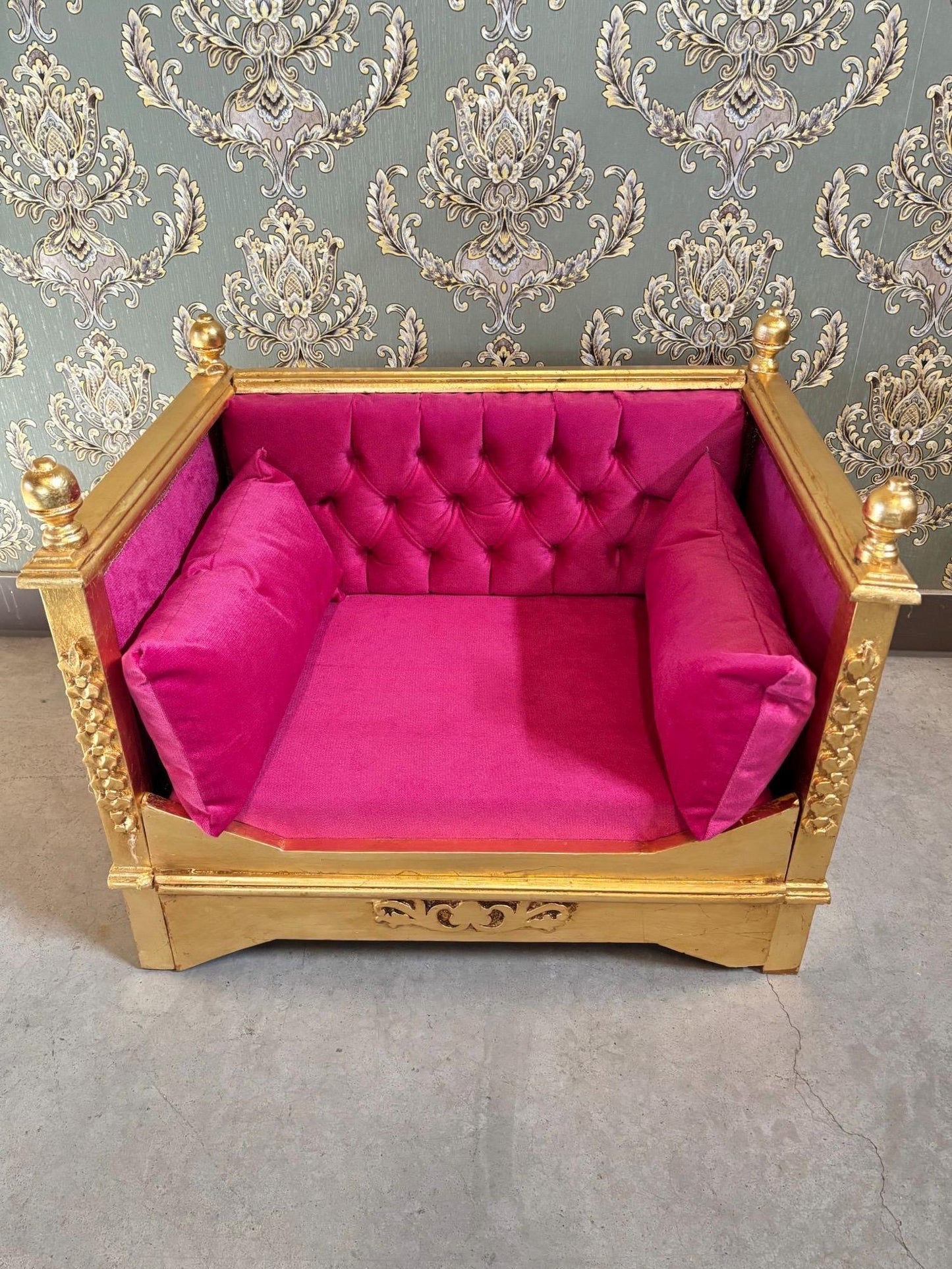 Pet Sofa Green Velvet French Baroque Style Cute Dog Couch Handmade in Hot Pink Velvet Gold Finish for Small Pet for Pet Lover
