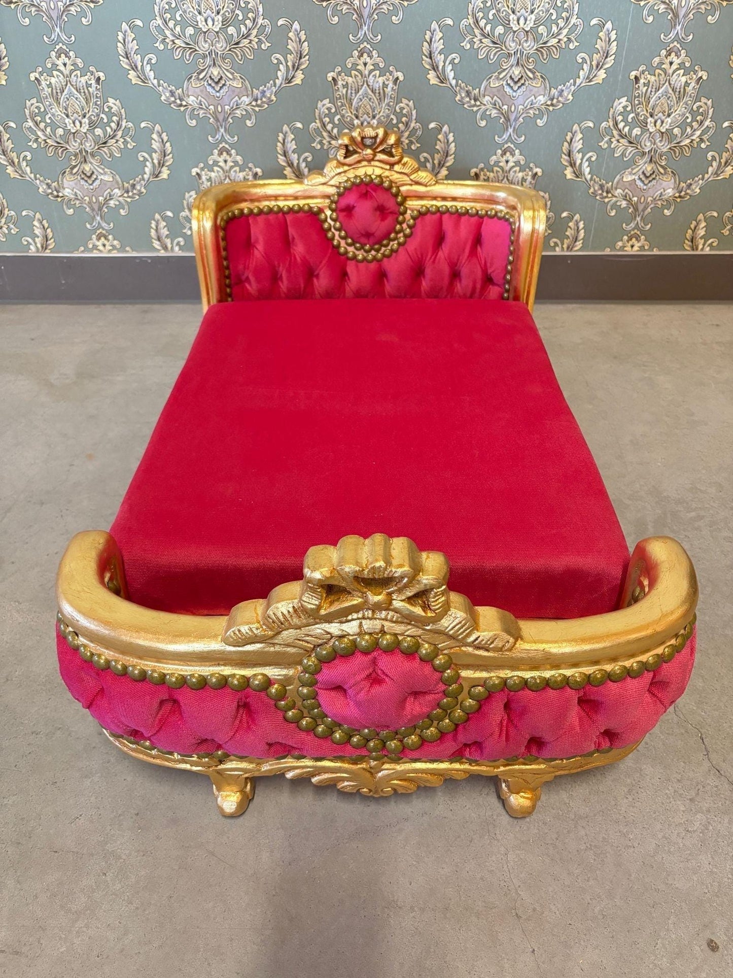 Pet Bed French Louis Baroque Style Handmade Small Dog Bed Velvet Hot Pink Baroque Style Cat Bed Velvet Blue in Gold Finish Home Decor