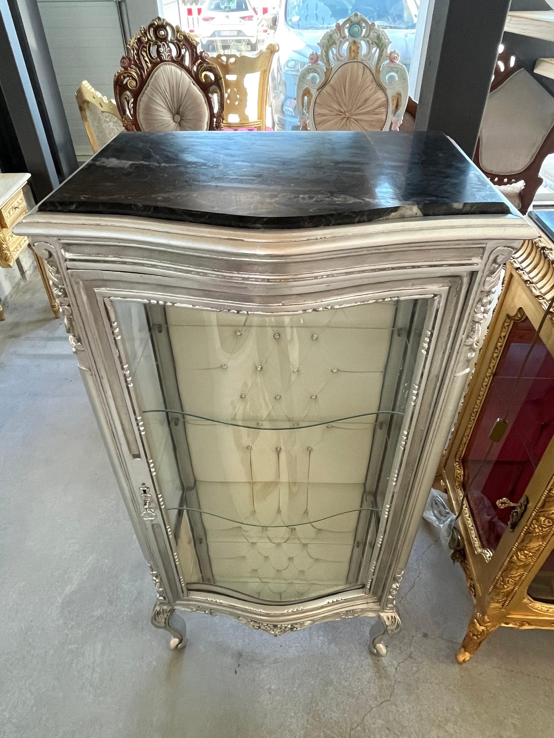 Display Cabinet French Louis Style in Gold Finish Glass Wooden Showcase Retro Baroque Style in Sliver Finish Home Decoration for Living Room