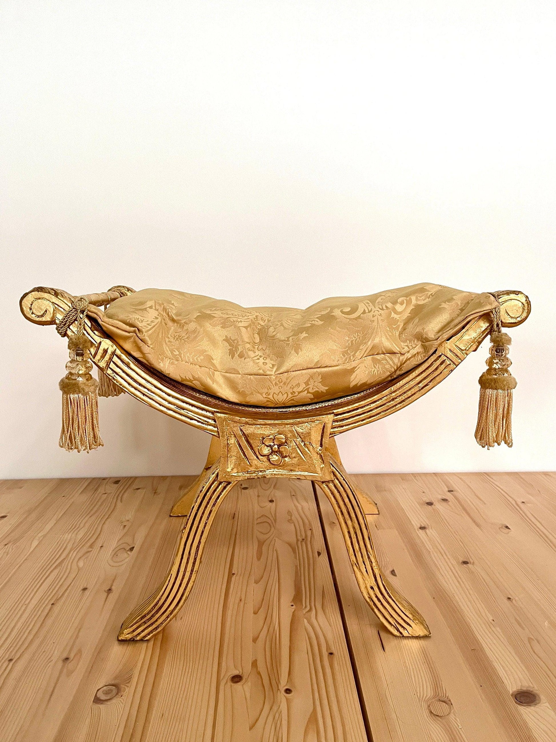 Foot Stool French Louis XV Antique Style Ottoman Retro Baroque Style Hocker with Tassels Bordeaux Gold Leopard Print Seated in Gold Finish