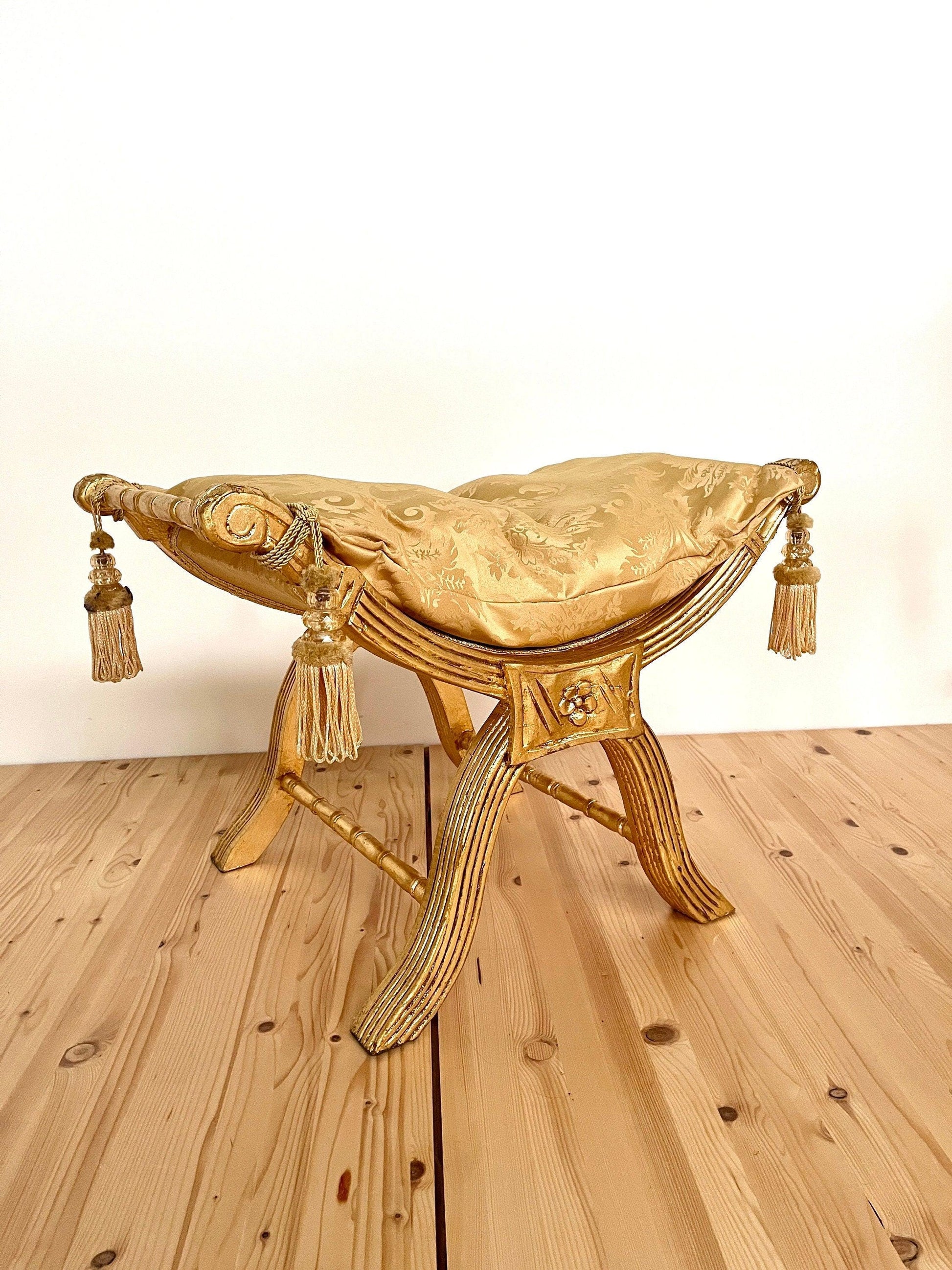 Foot Stool French Louis XV Antique Style Ottoman Retro Baroque Style Hocker with Tassels Bordeaux Gold Leopard Print Seated in Gold Finish