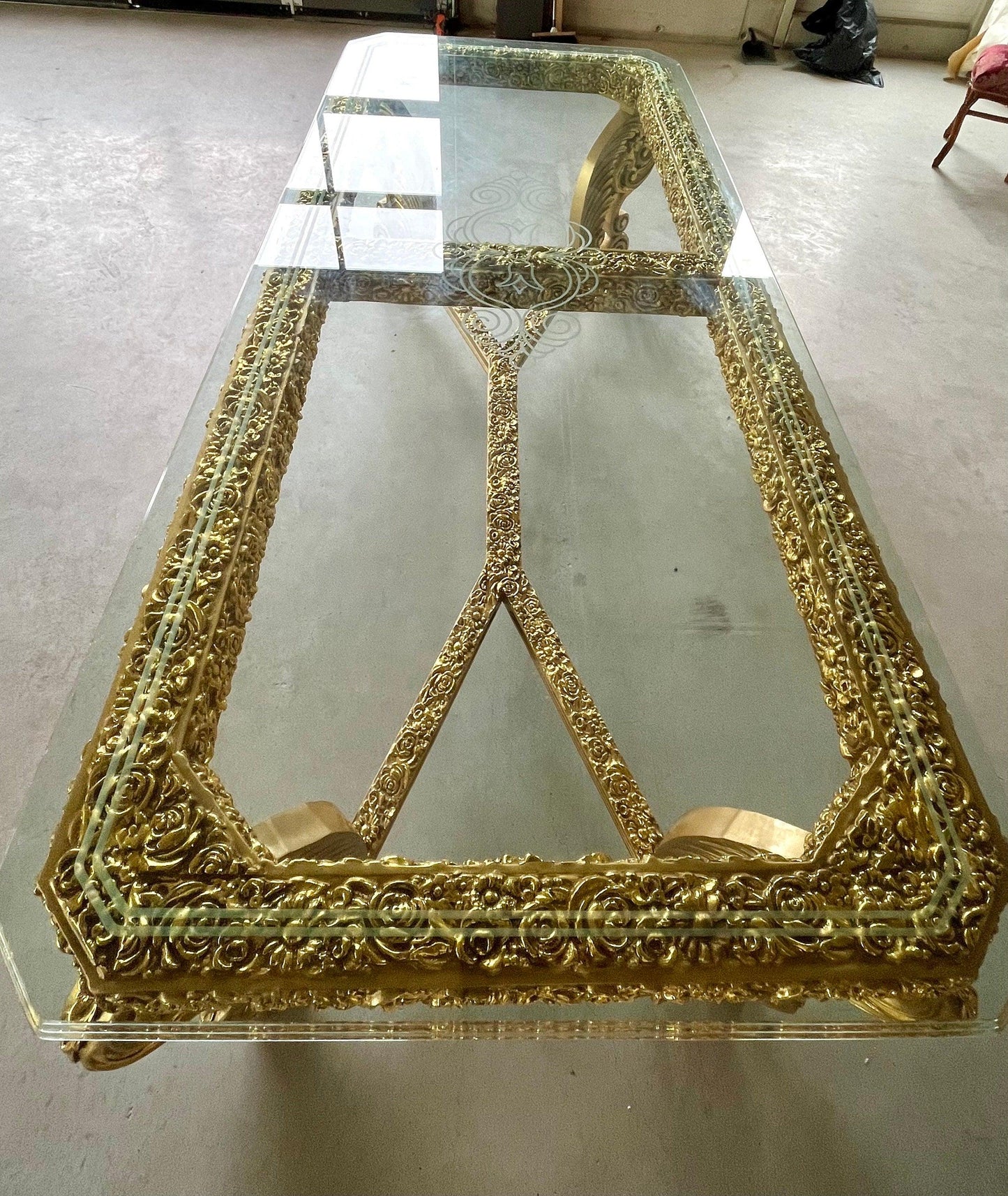 Huge Dining Table Glass Top Extra Long Table Royal Baroque Style Glass Top Table in Gold Finish for Big Family or Hotel Decotation