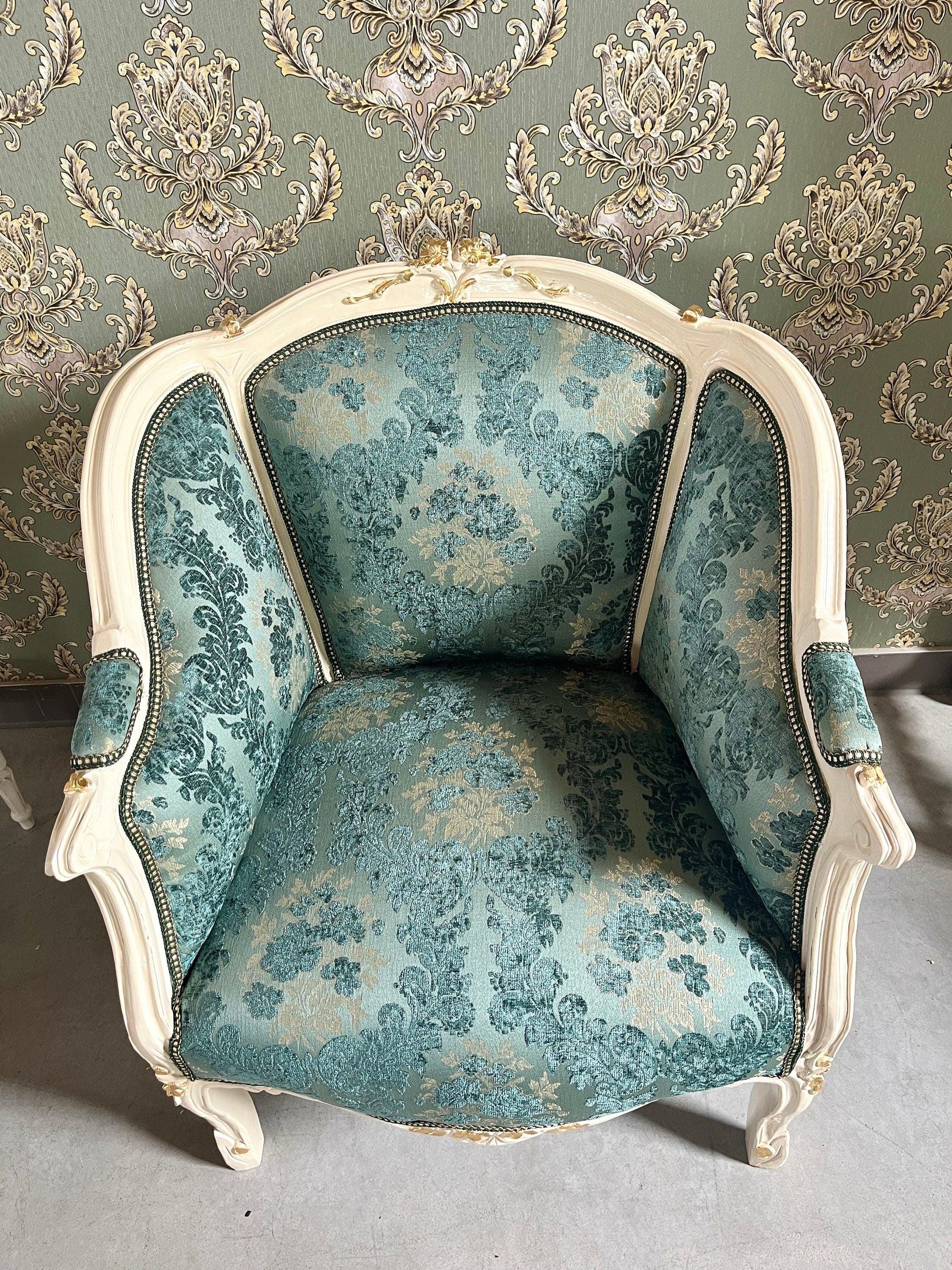 Armchair French Louis Style Shell Shape Chair Nostalgic Baroque Style in Velvet Mint White Frame Lounge Chair for Home Decor