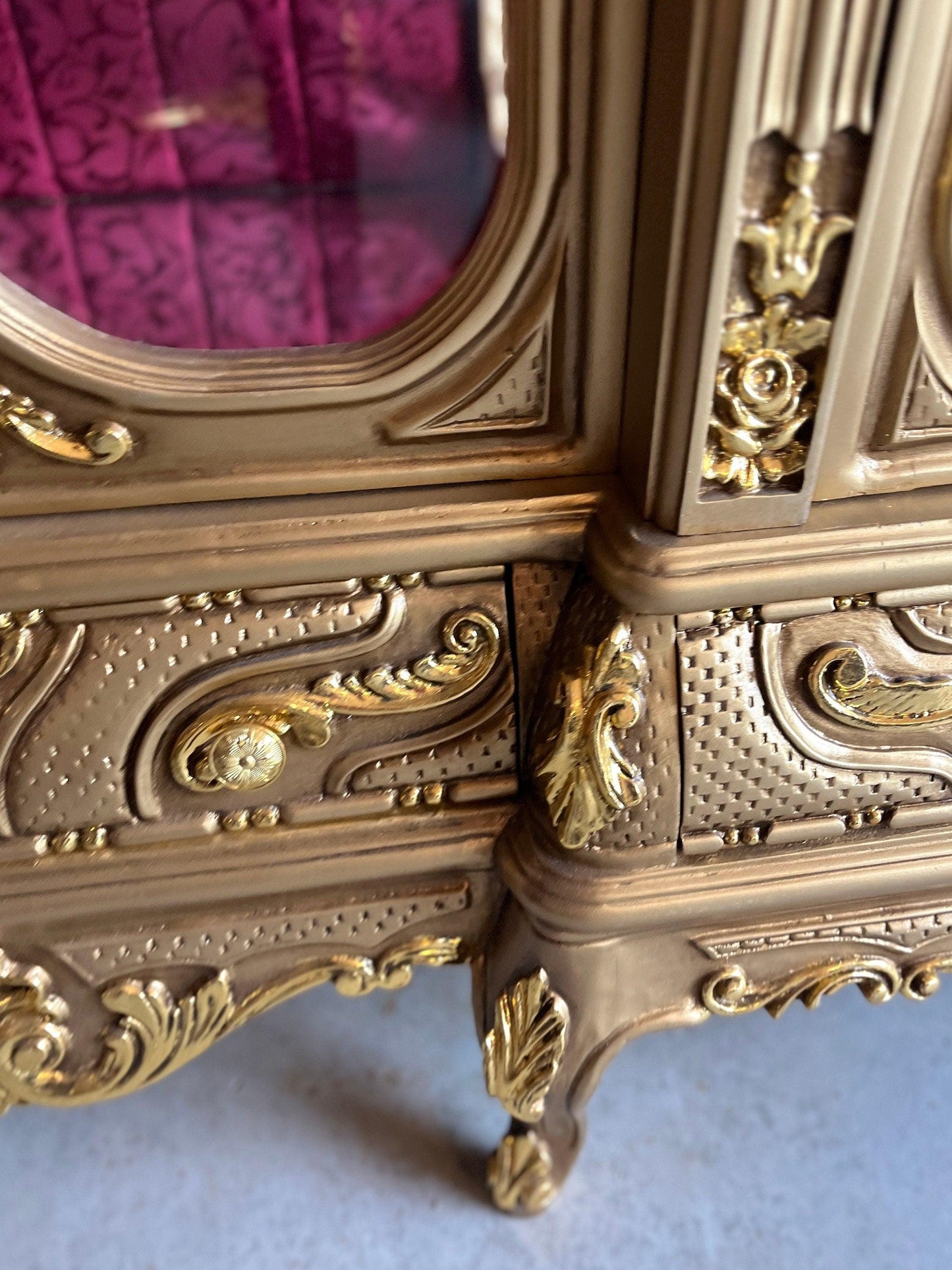 Huge Display Cabinet Deluxe Baroque Style Glass Cabinet Royal Antique Style Reproduction Showcase in Gold Finish for Home Decor-LIMITED ITEM