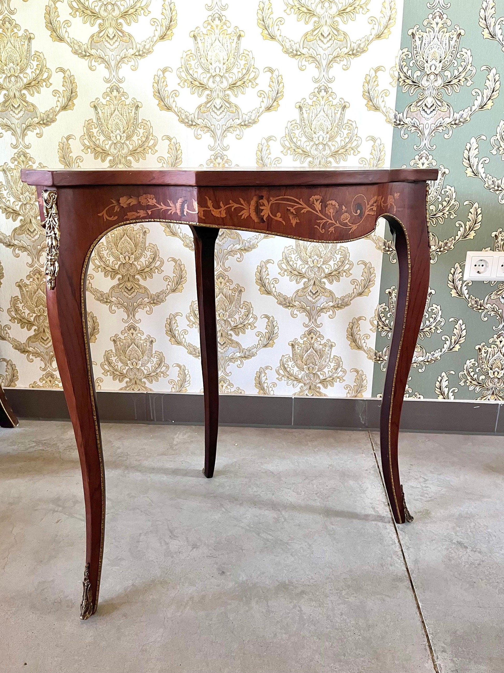 Decorative Table French Antique Look Wooden Desk Retro Baroque Style Niche Table with Cases & Bronze Ornaments for Home Decor-LIMITED ITEM