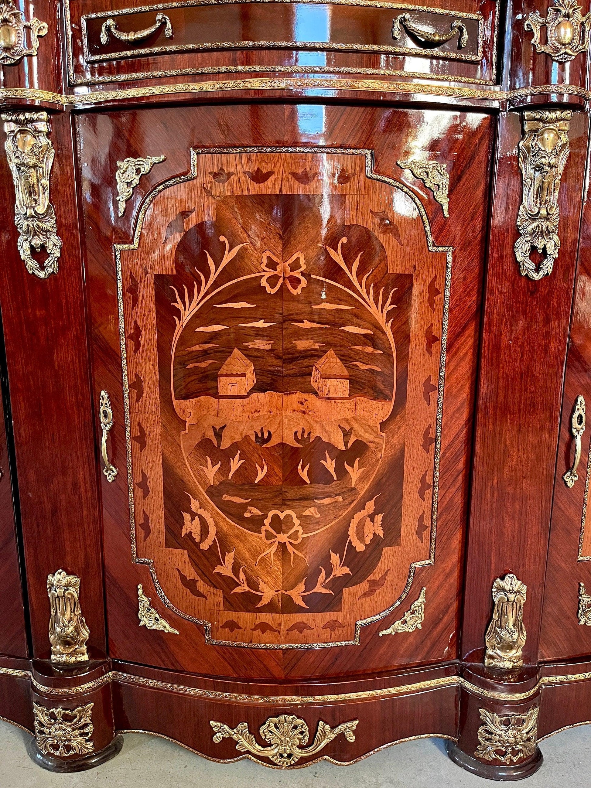 Wooden Cabinet Nostalgic Antique Style with Marble Slab Top Retro Baroque Style Cabinet for Home Decor or Commercial Decoration