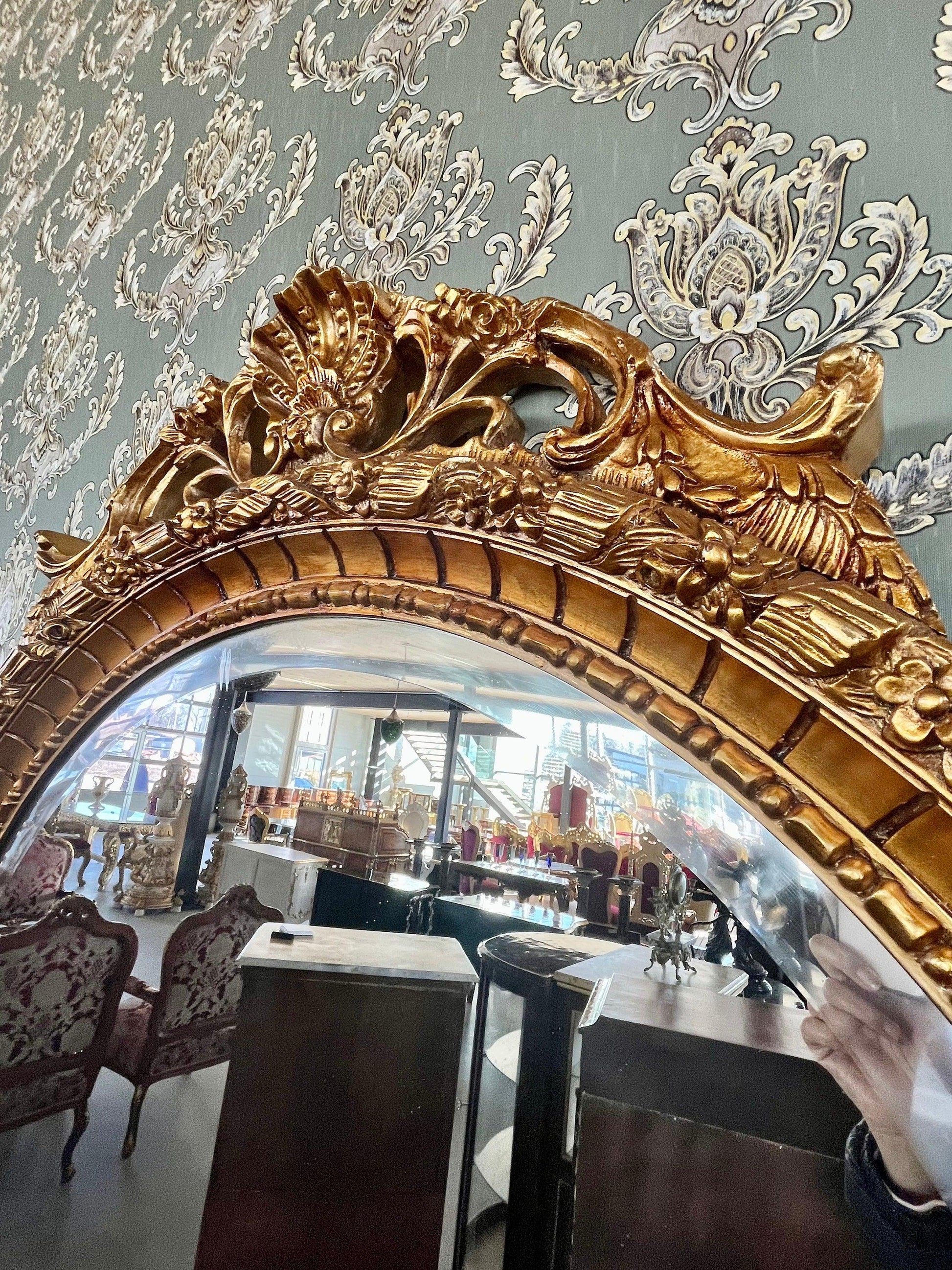 Console Table & Round Mirror Royal Baroque Antique Style Console Table Marble Top in Gold Finish for Villa House Hotel Lobby Decor