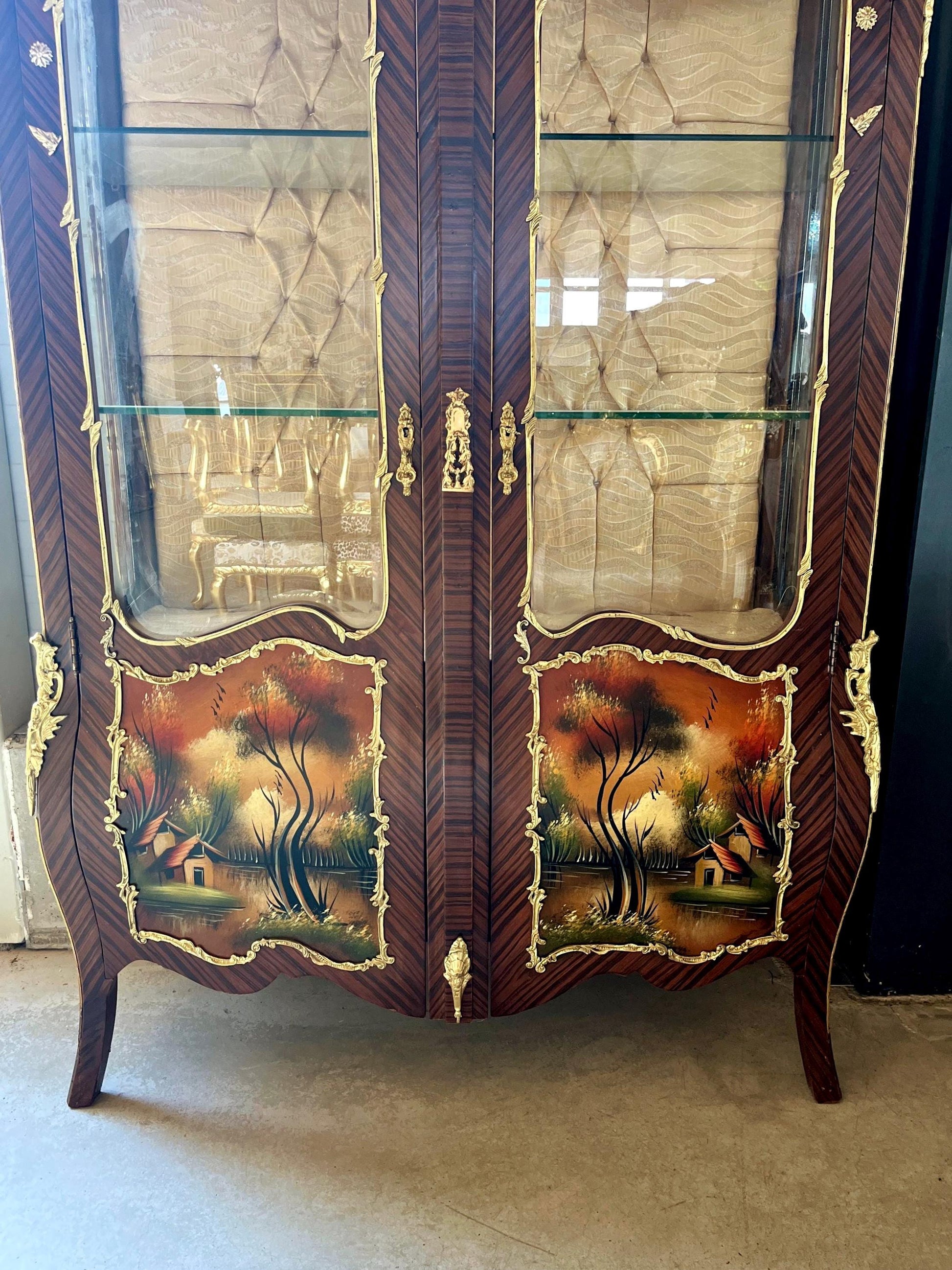 Vitrine Retro Baroque Style Display Cabinet French Antique Style Wooden Glass Showcase in Oil Painted for Home Decoration